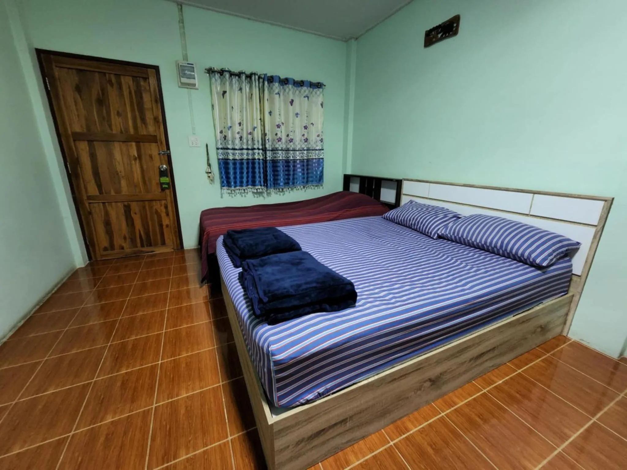 Bed in Bunrapee House