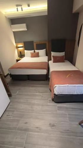ROİ HOTEL İZMiR