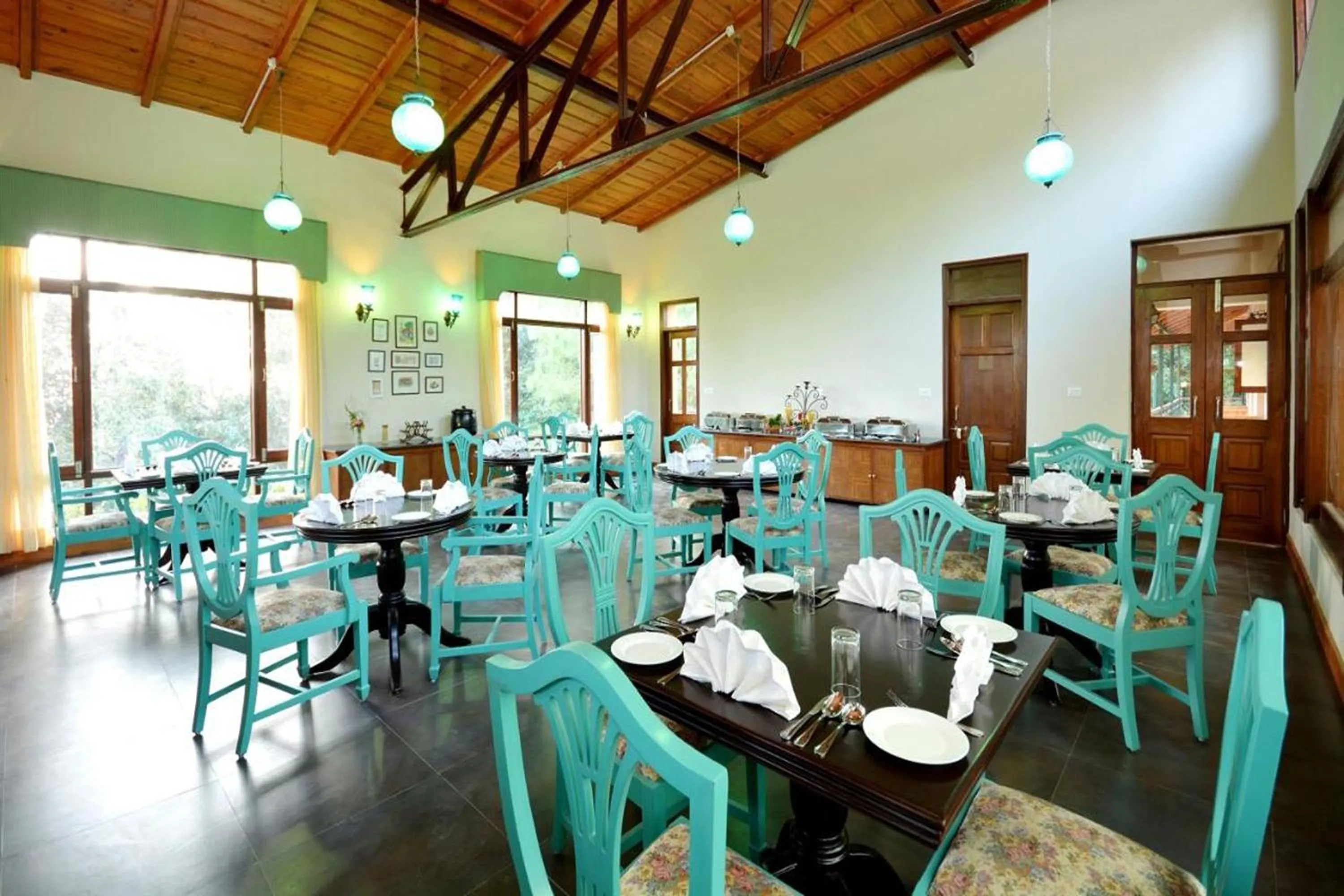Restaurant/places to eat in Anant Rasa Resort - Ranikhet