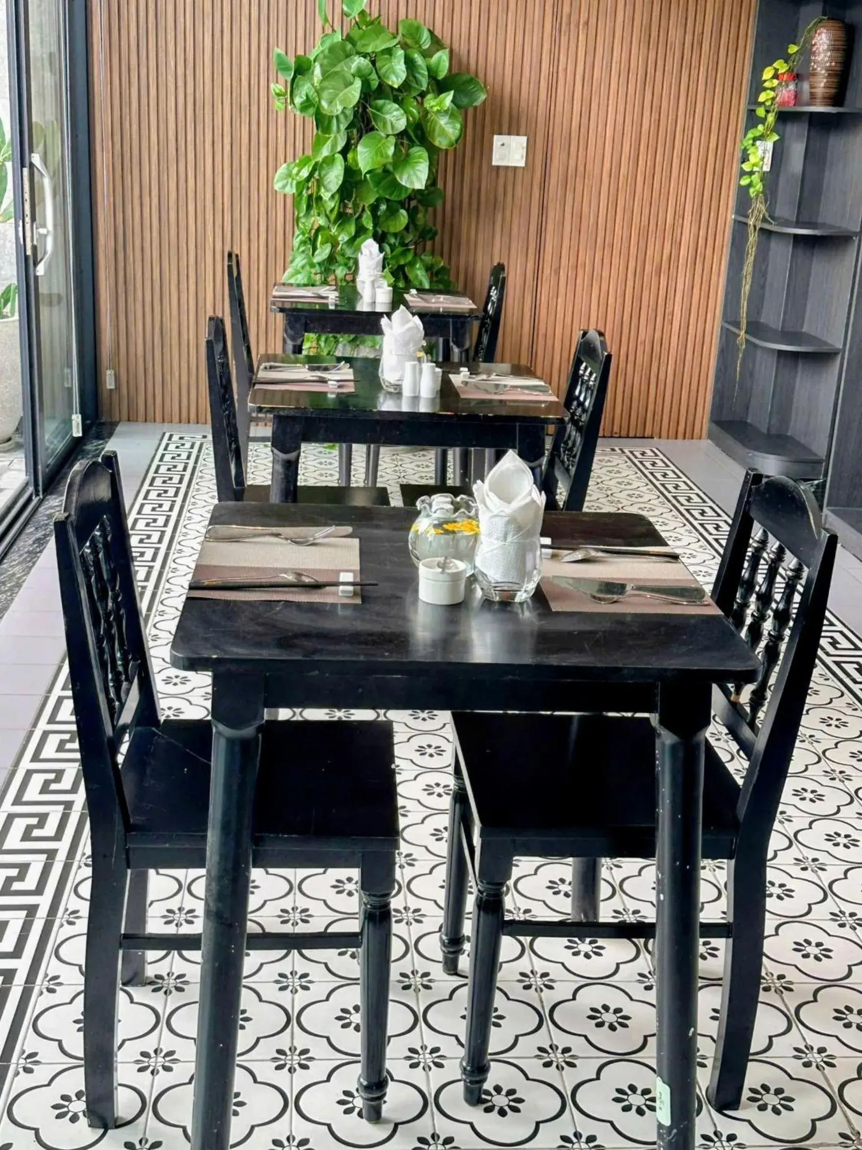 Restaurant/places to eat in Dương Villa Restaurant/places to eat in Dương Villa