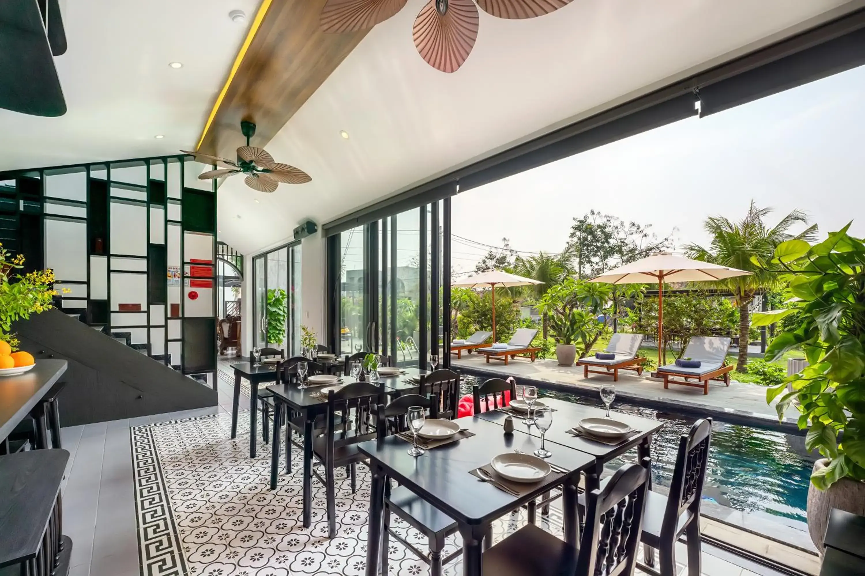 Restaurant/places to eat in Dương Villa Restaurant/places to eat in Dương Villa