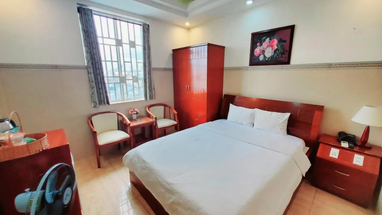 Photo of the whole room, Bed in Thanh An Hotel