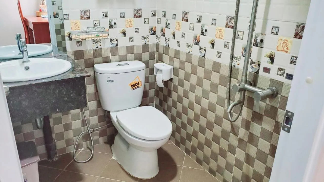 Bathroom in Thanh An Hotel