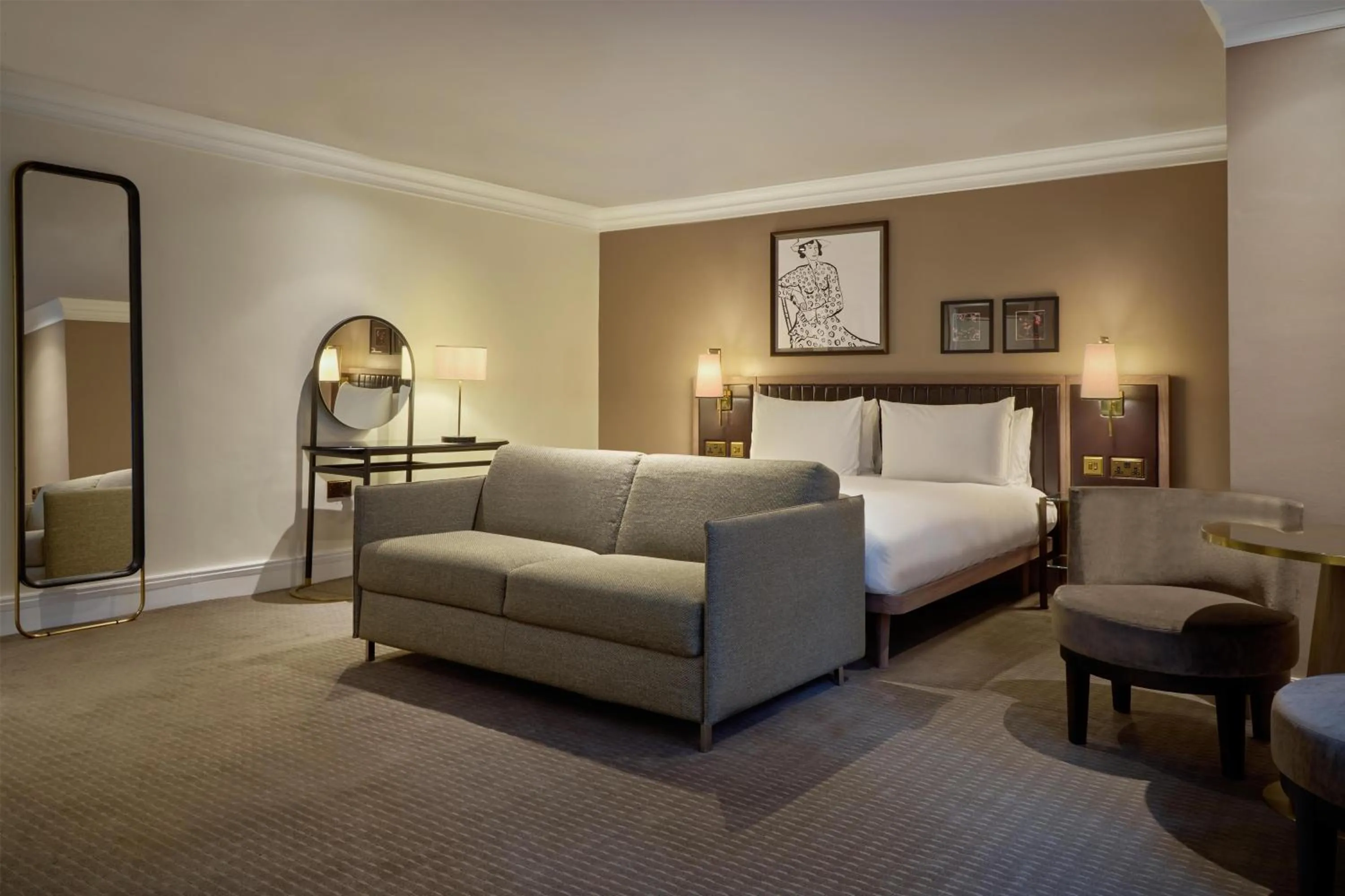 Bedroom, Bed in The May Fair, A Radisson Collection Hotel, Mayfair London