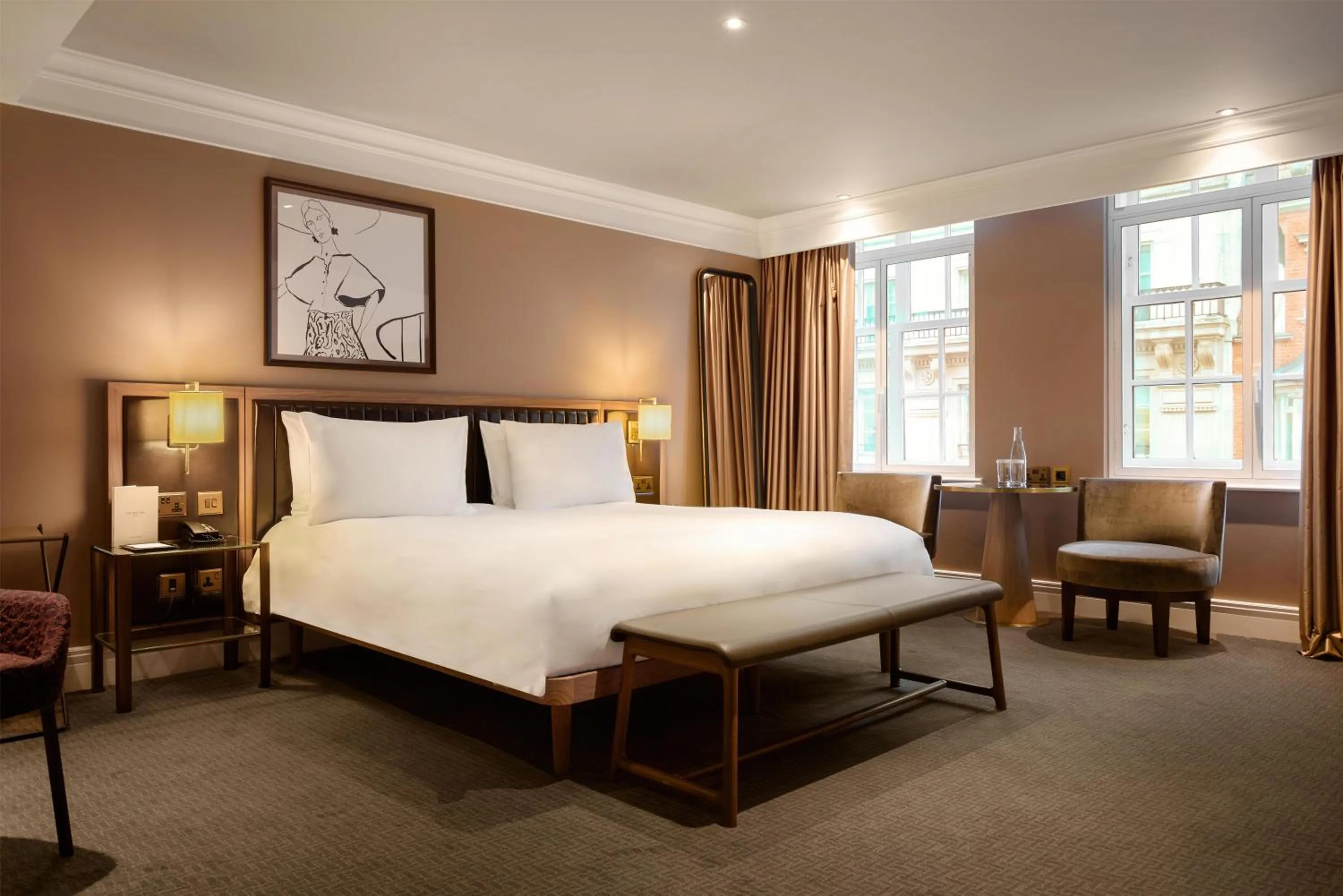 Bedroom, Bed in The May Fair, A Radisson Collection Hotel, Mayfair London