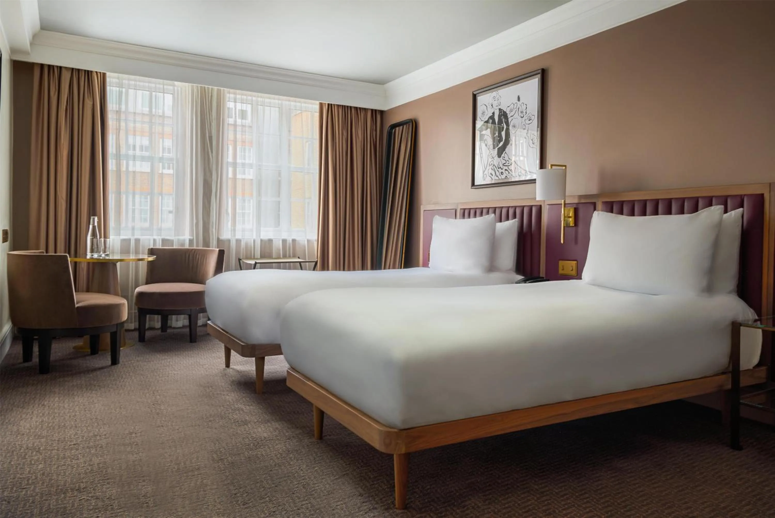 Bedroom, Bed in The May Fair, A Radisson Collection Hotel, Mayfair London