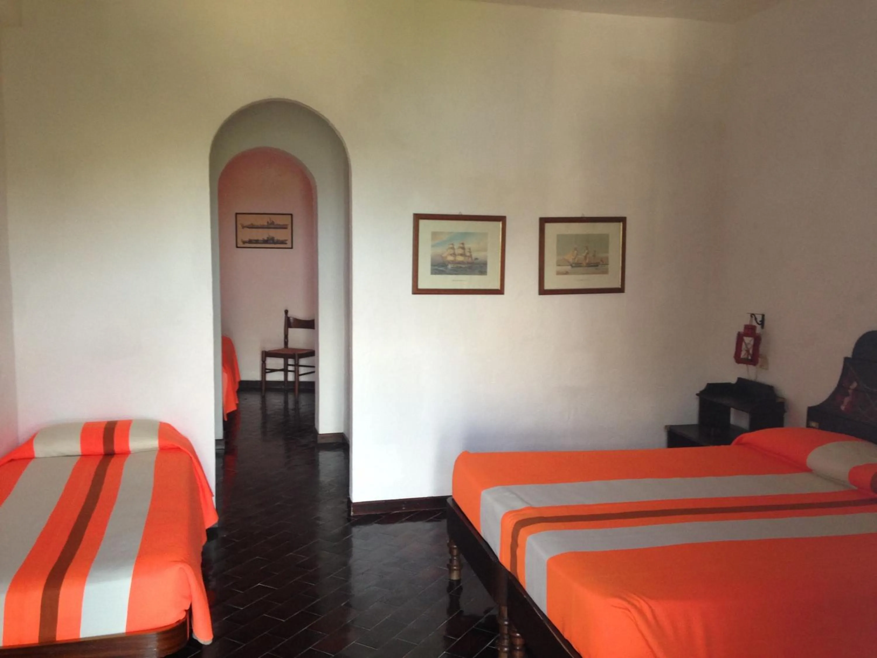 Photo of the whole room, Bed in Hotel Cala di Mola