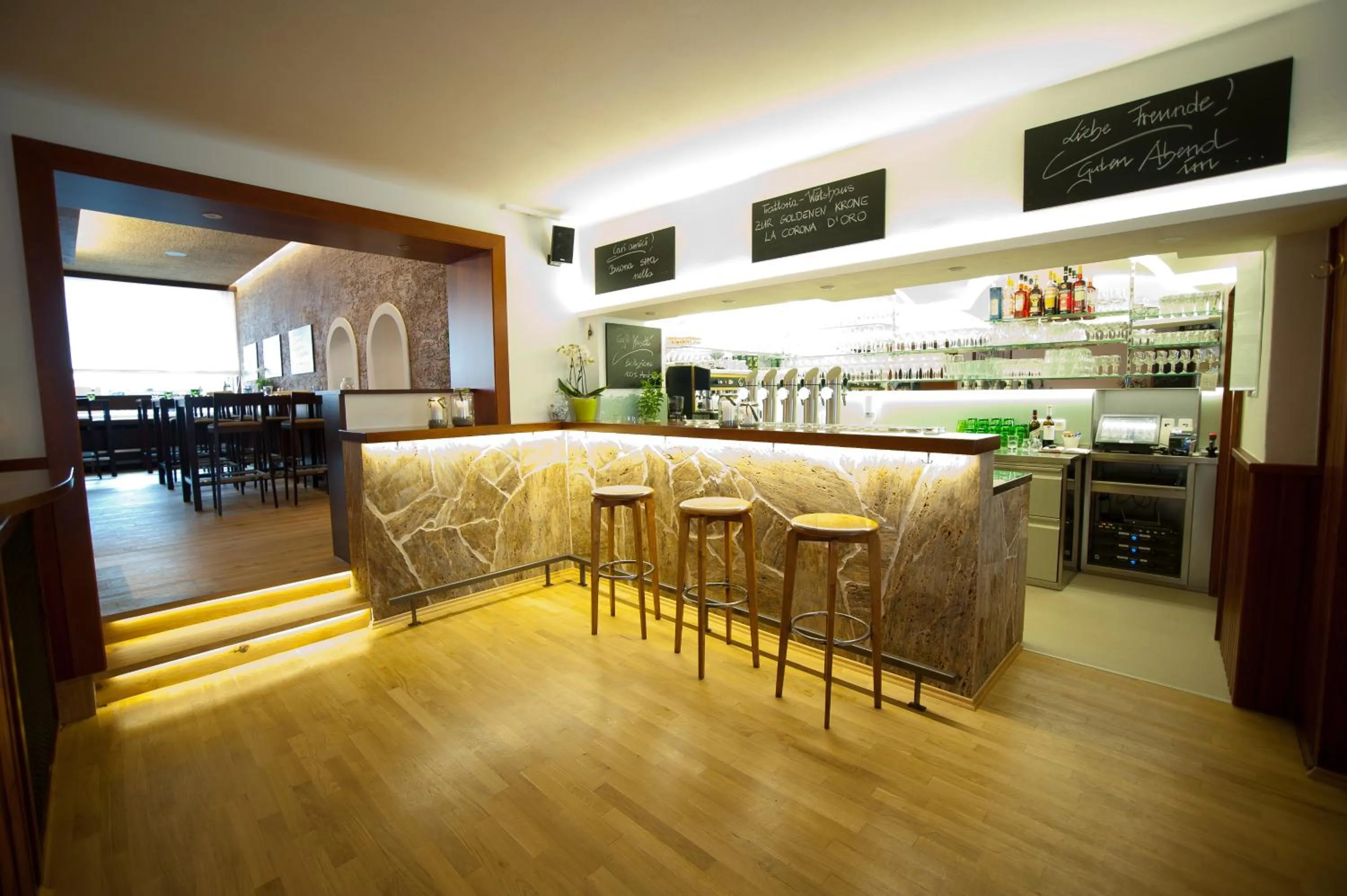 Restaurant/places to eat in Stadthotel zur goldenen Krone