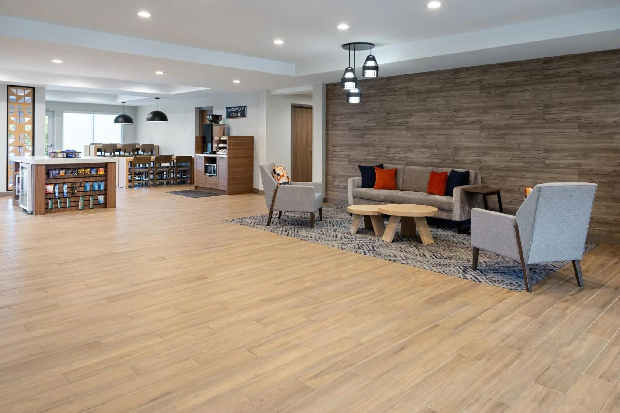 Property building in Candlewood Suites Chattanooga - East Ridge by IHG