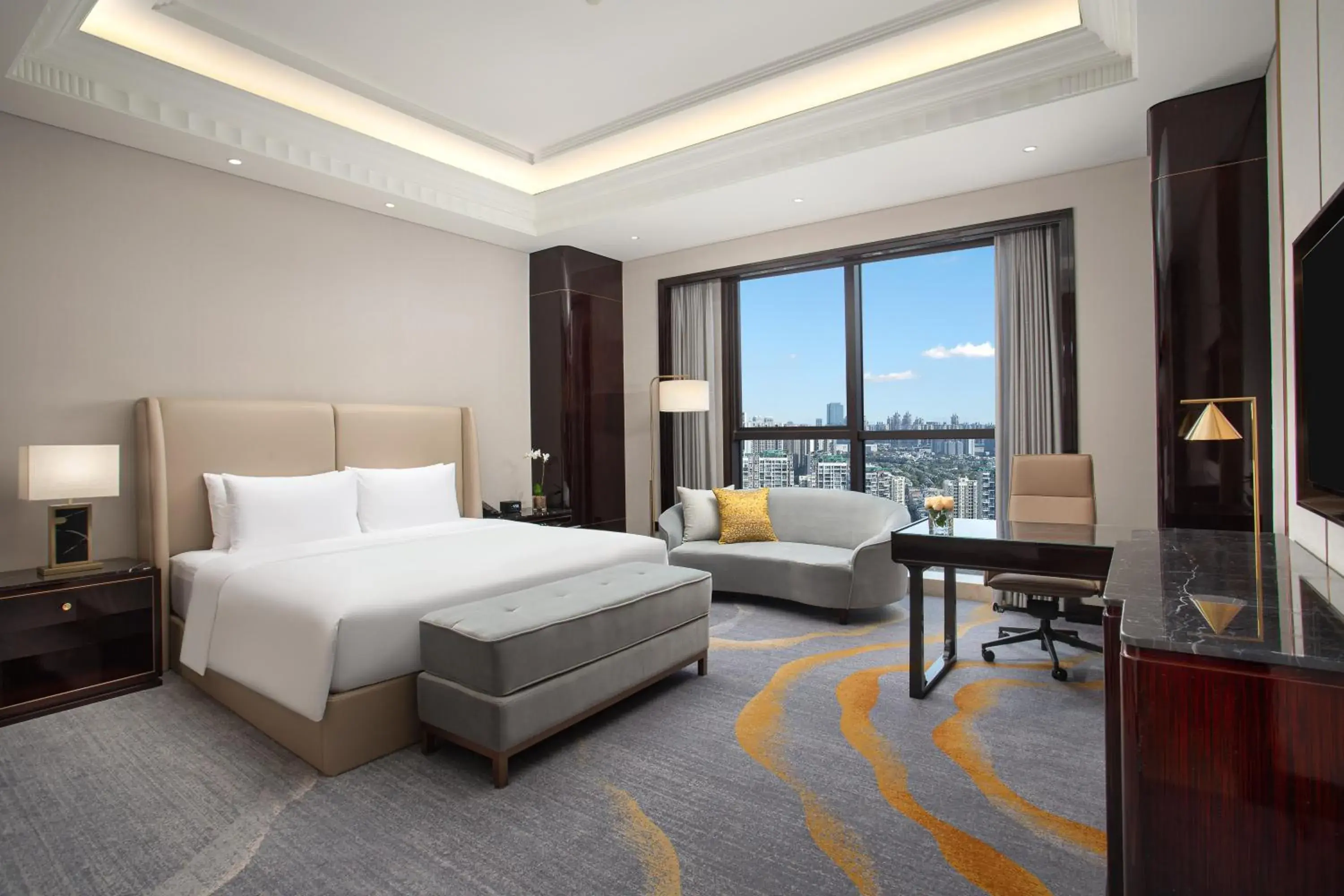 Bedroom, Bed in Crowne Plaza Chengdu Tianfu New Area by IHG Bedroom, Bed in Crowne Plaza Chengdu Tianfu New Area by IHG