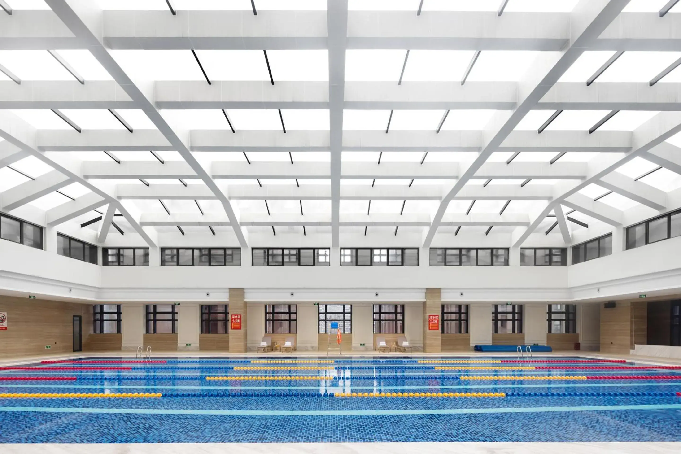 Swimming pool in Crowne Plaza Chengdu Tianfu New Area by IHG Swimming pool in Crowne Plaza Chengdu Tianfu New Area by IHG