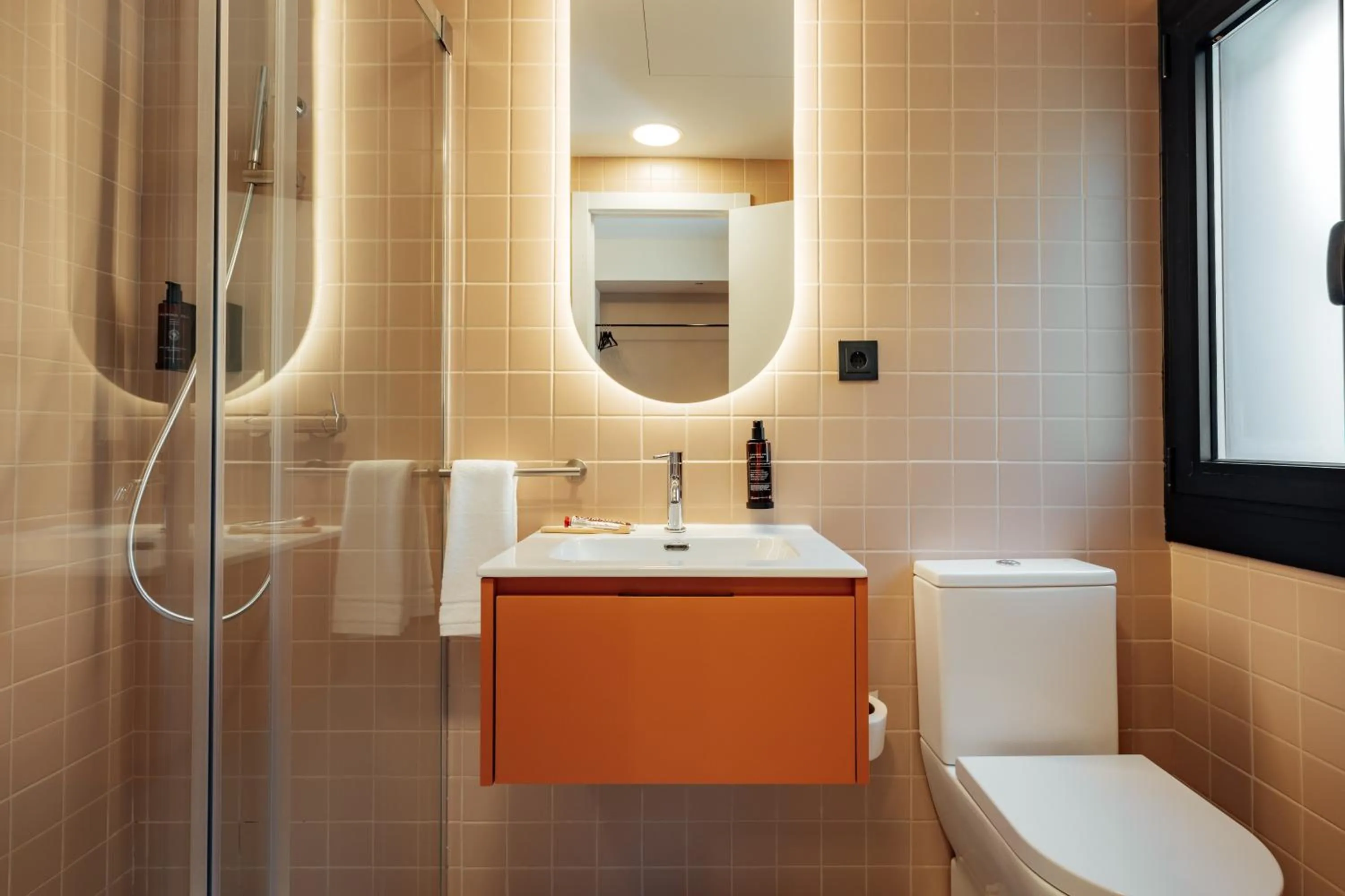 Bathroom in Hotel Robson - Smart Hotel