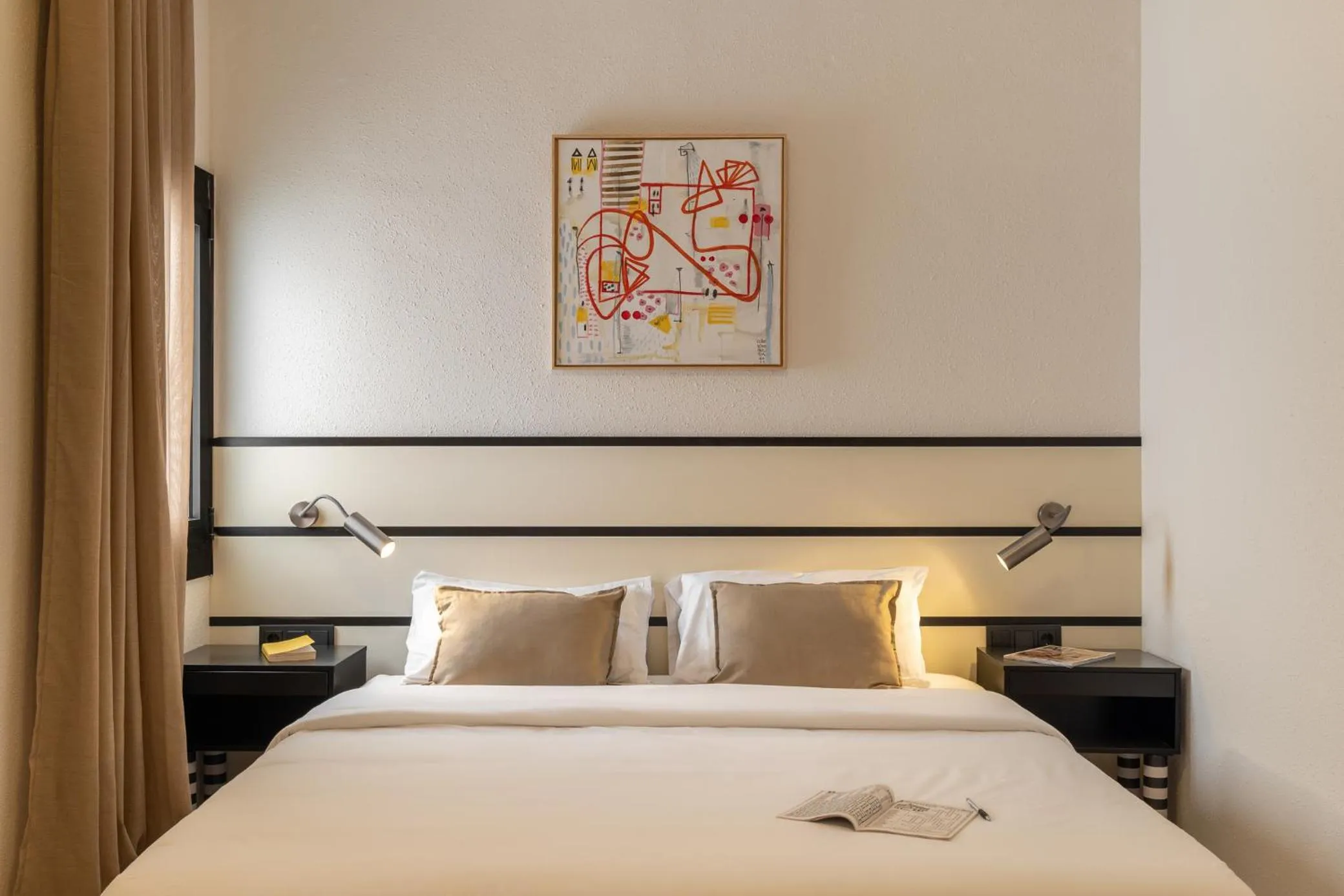 Bedroom, Bed in Hotel Robson - Smart Hotel