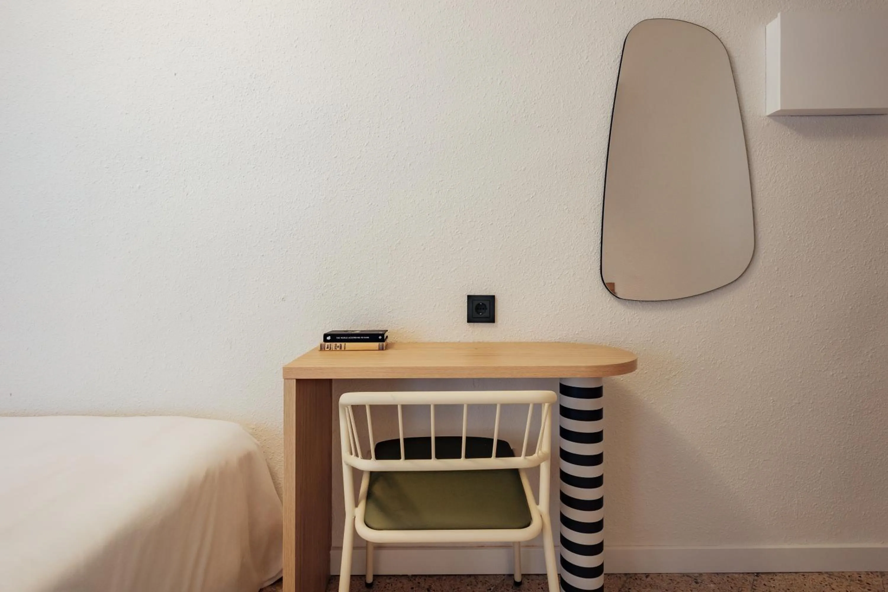 Bedroom, Bed in Hotel Robson - Smart Hotel