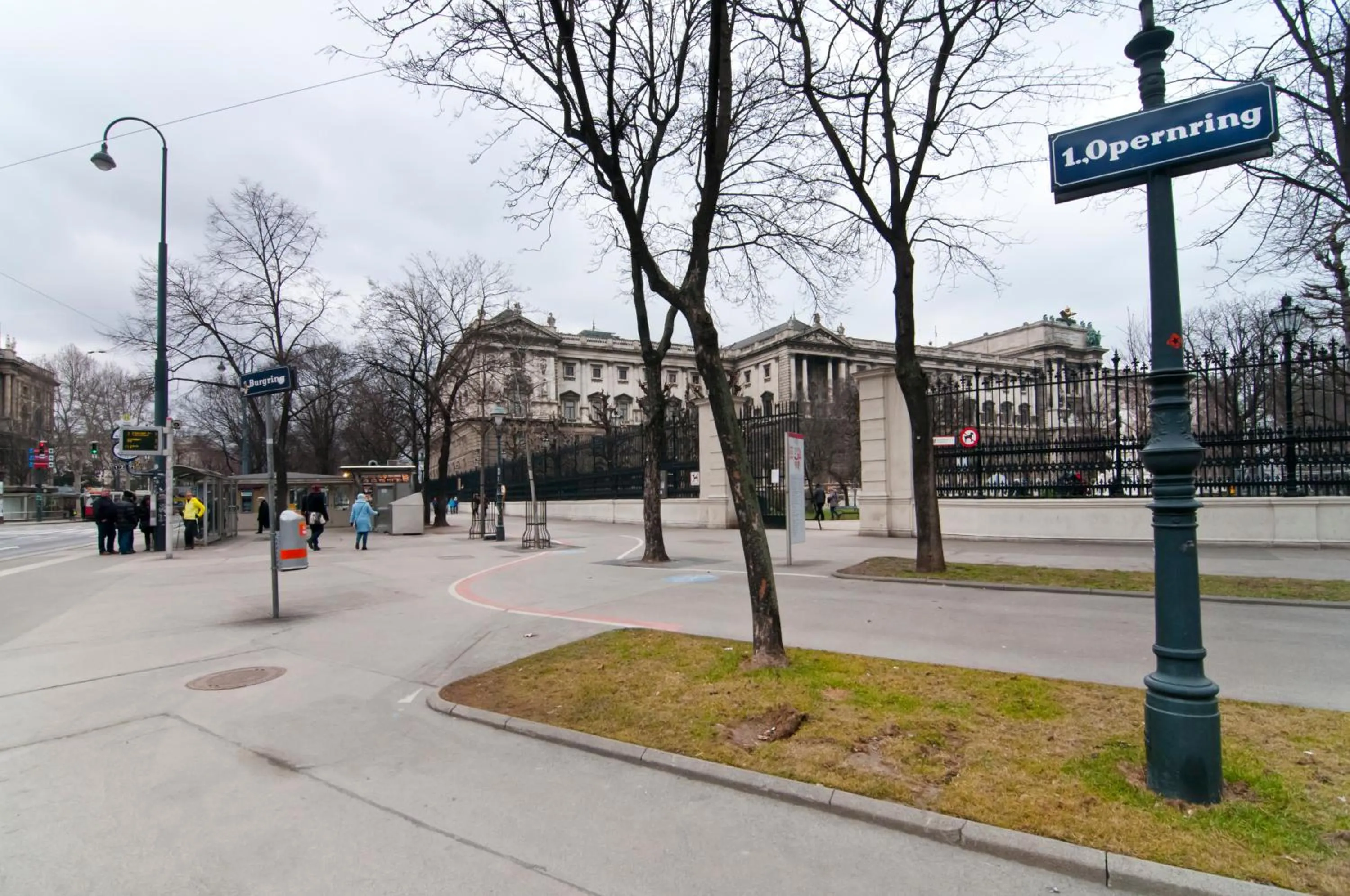 City view in HeyMi Apartments Oper