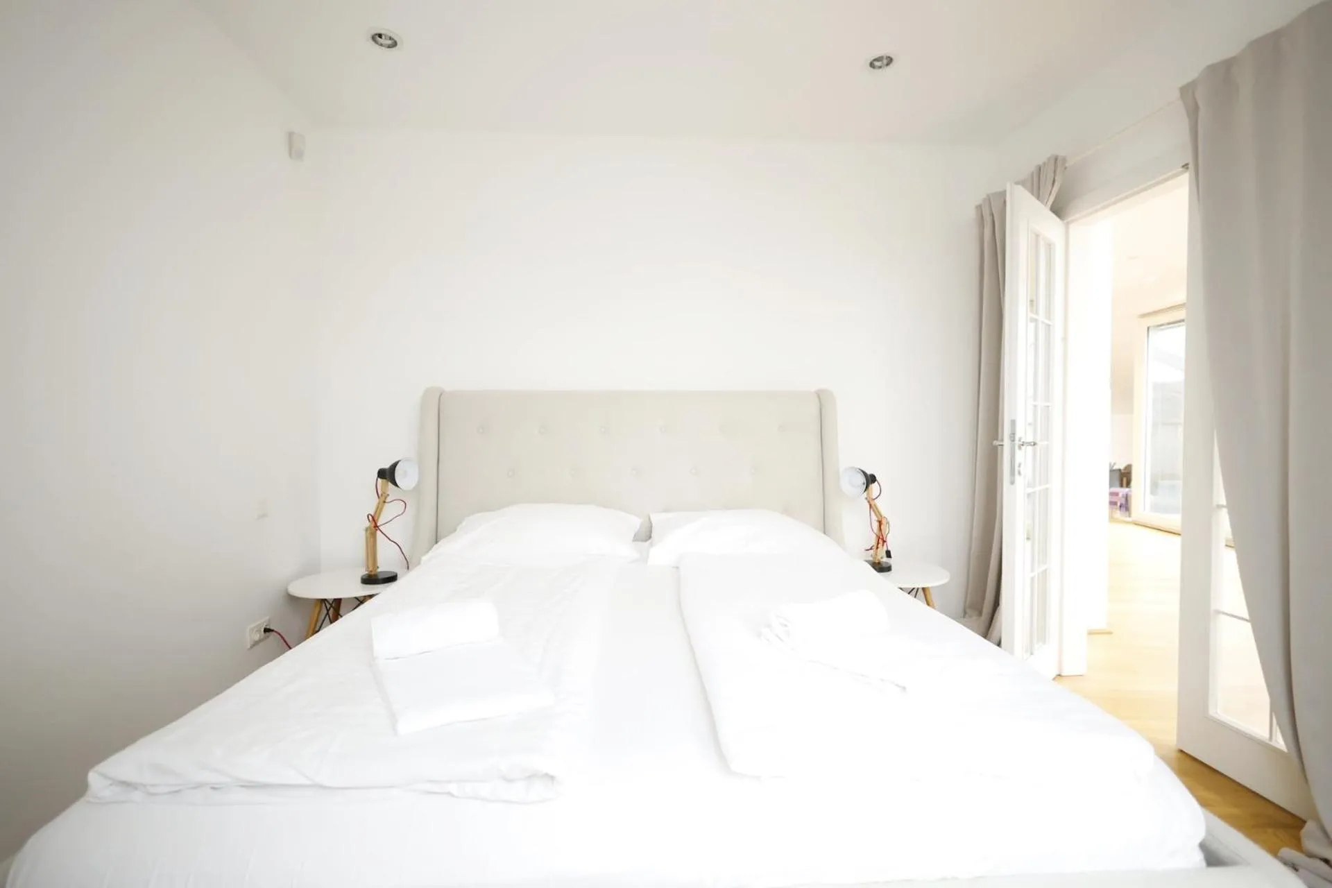 Bedroom, Bed in HeyMi Apartments Oper