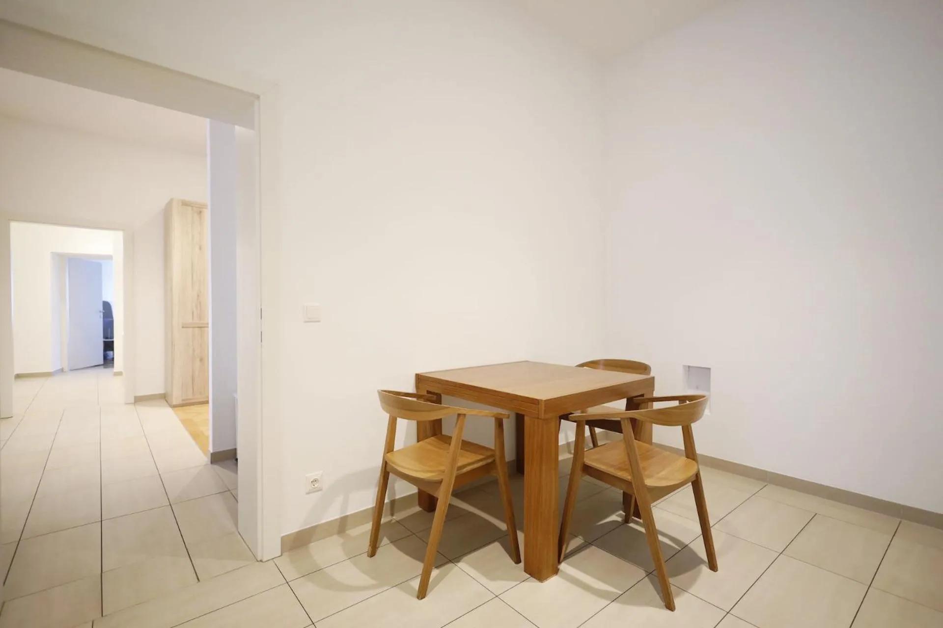 Dining area in HeyMi Apartments Oper
