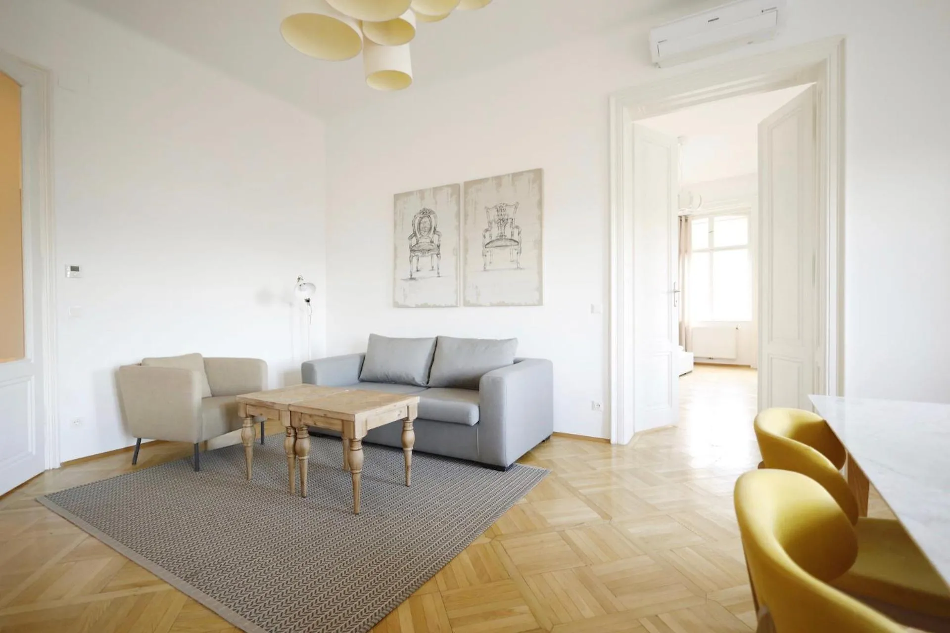 Seating area in HeyMi Apartments Oper