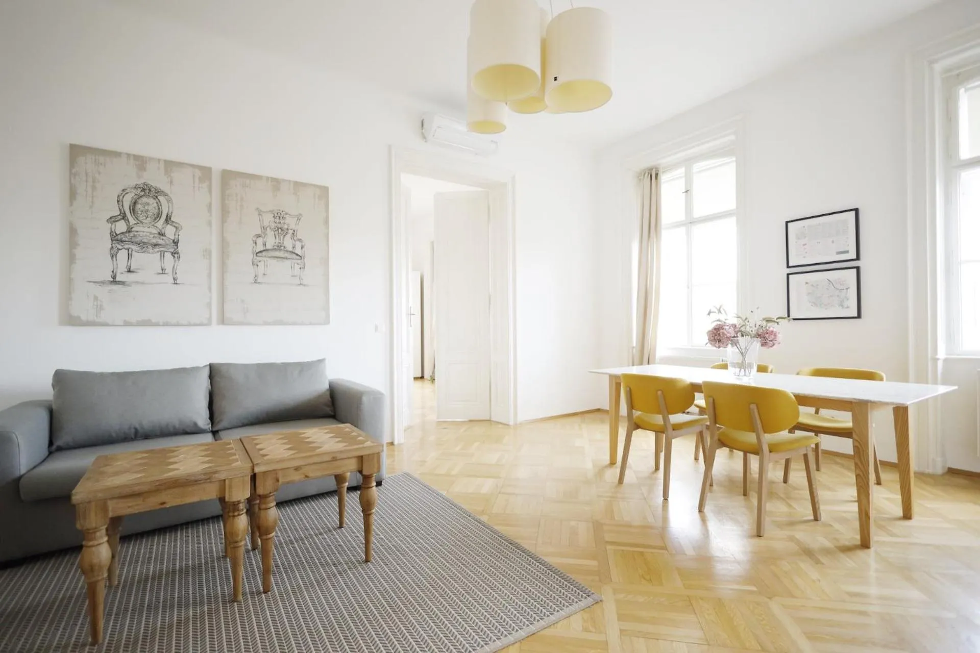 Living room in HeyMi Apartments Oper