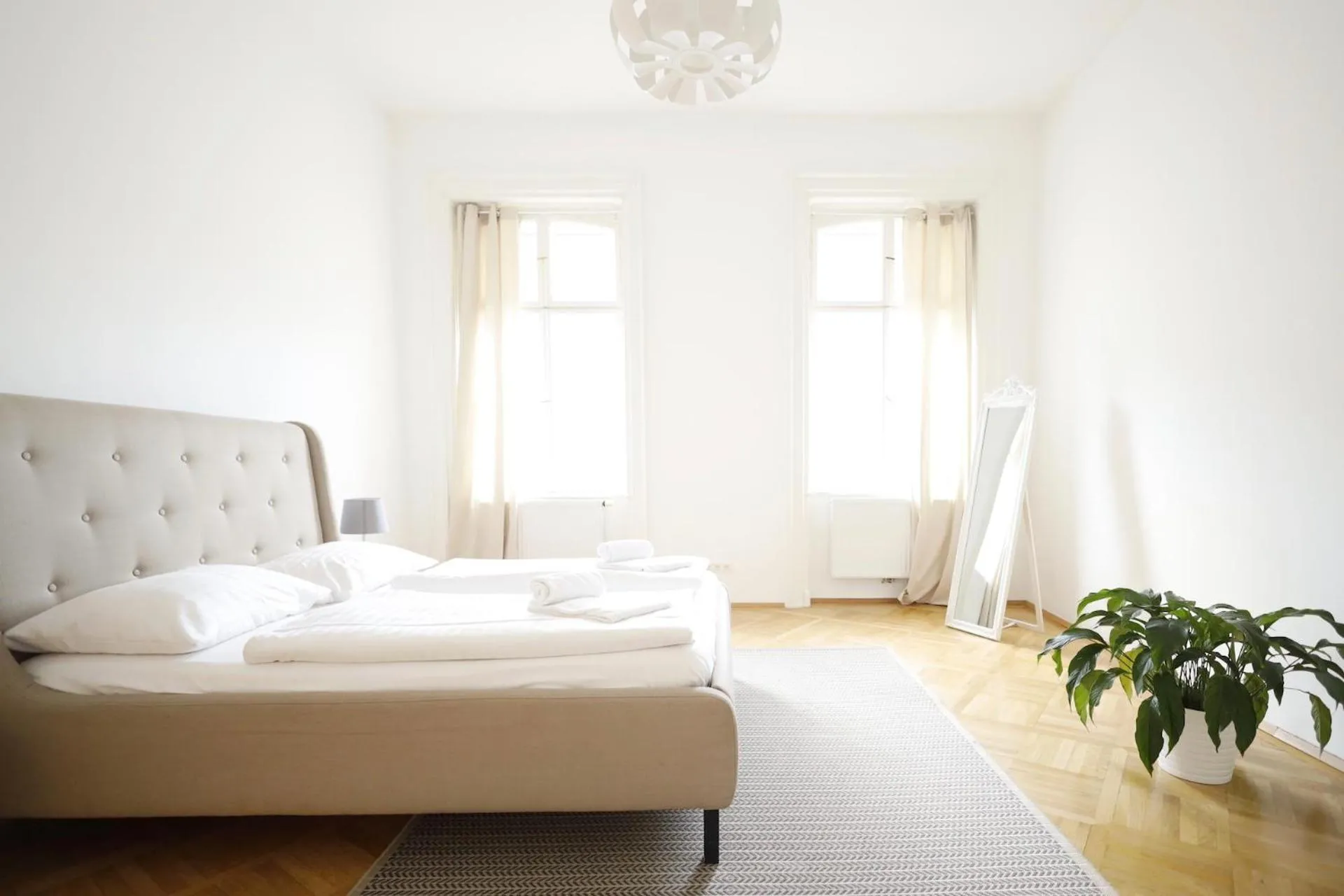 Bedroom, Bed in HeyMi Apartments Oper