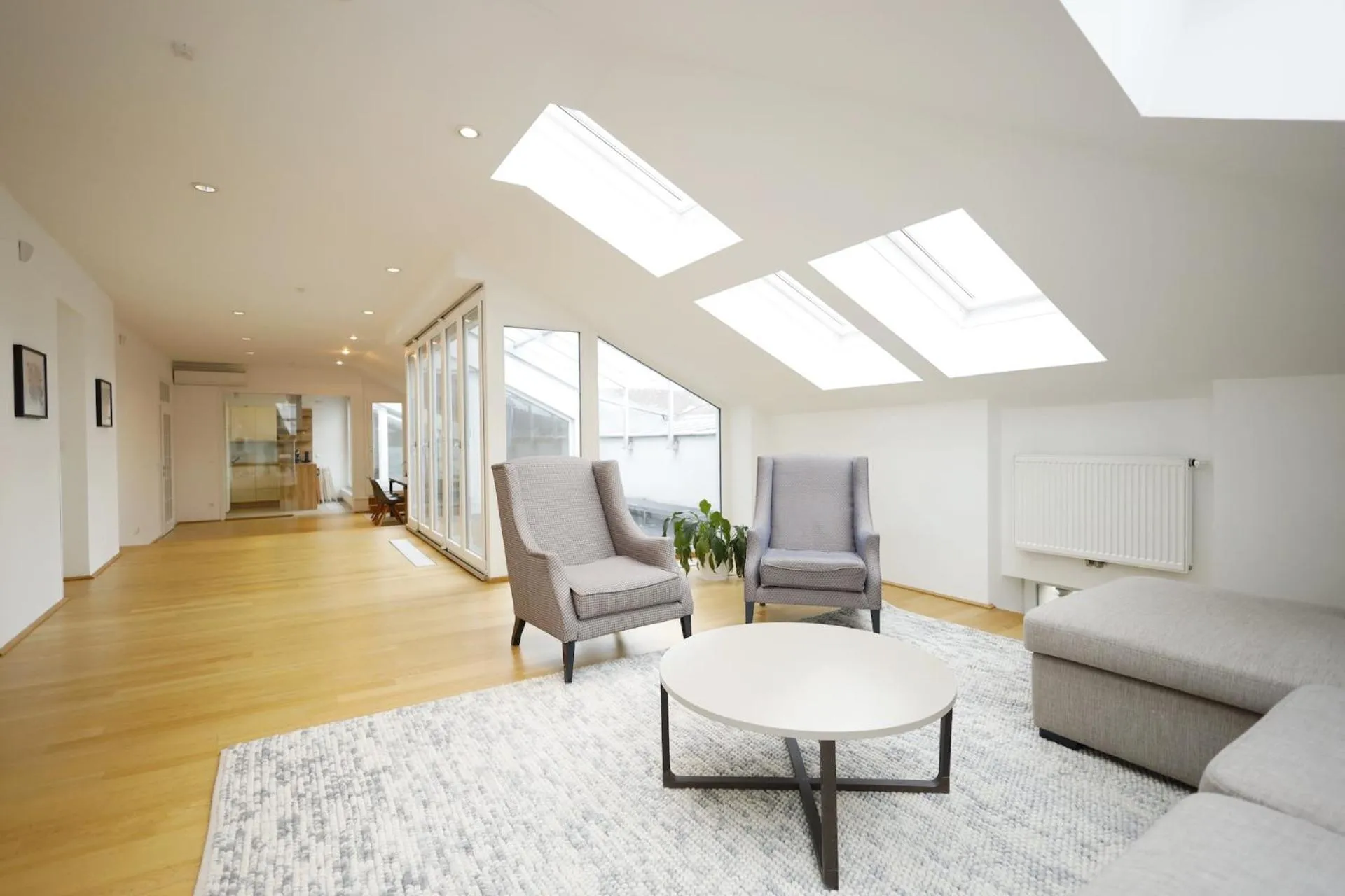 Seating area in HeyMi Apartments Oper