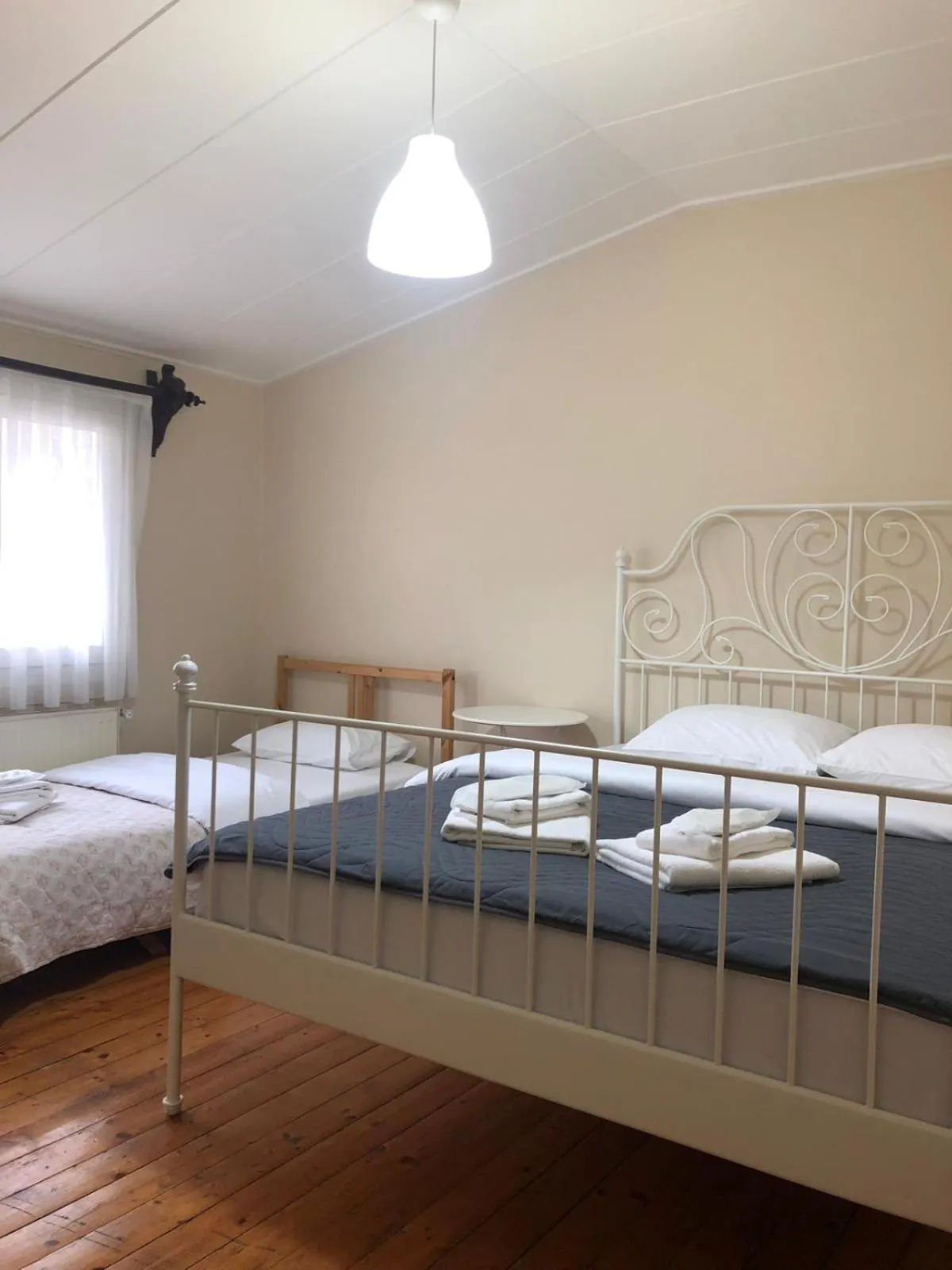 Bed in Büyükada Apart Hotel - Yeni Apart