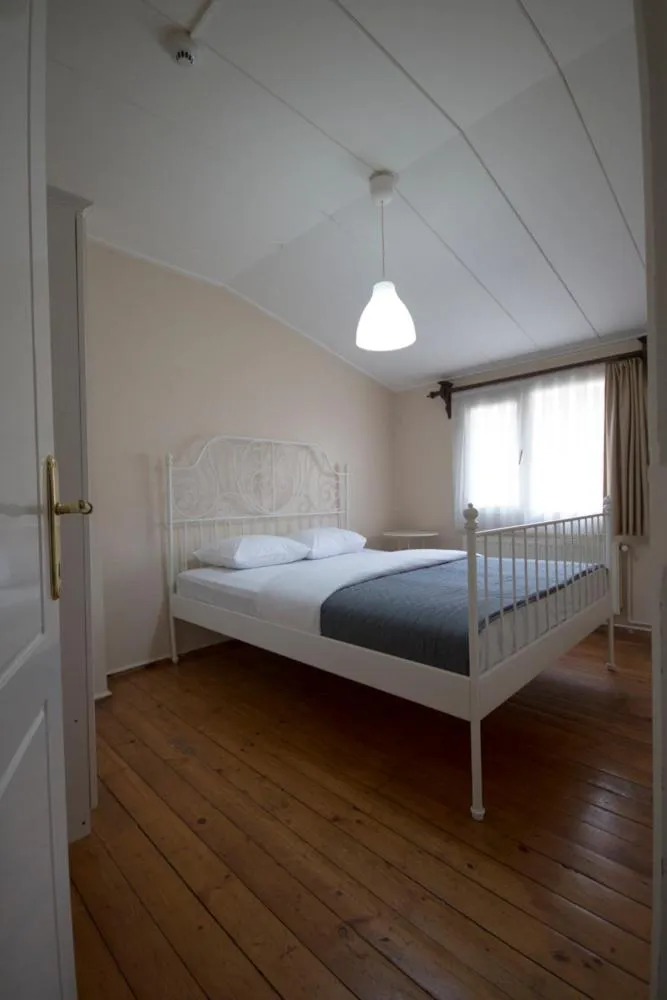 Bed in Büyükada Apart Hotel - Yeni Apart