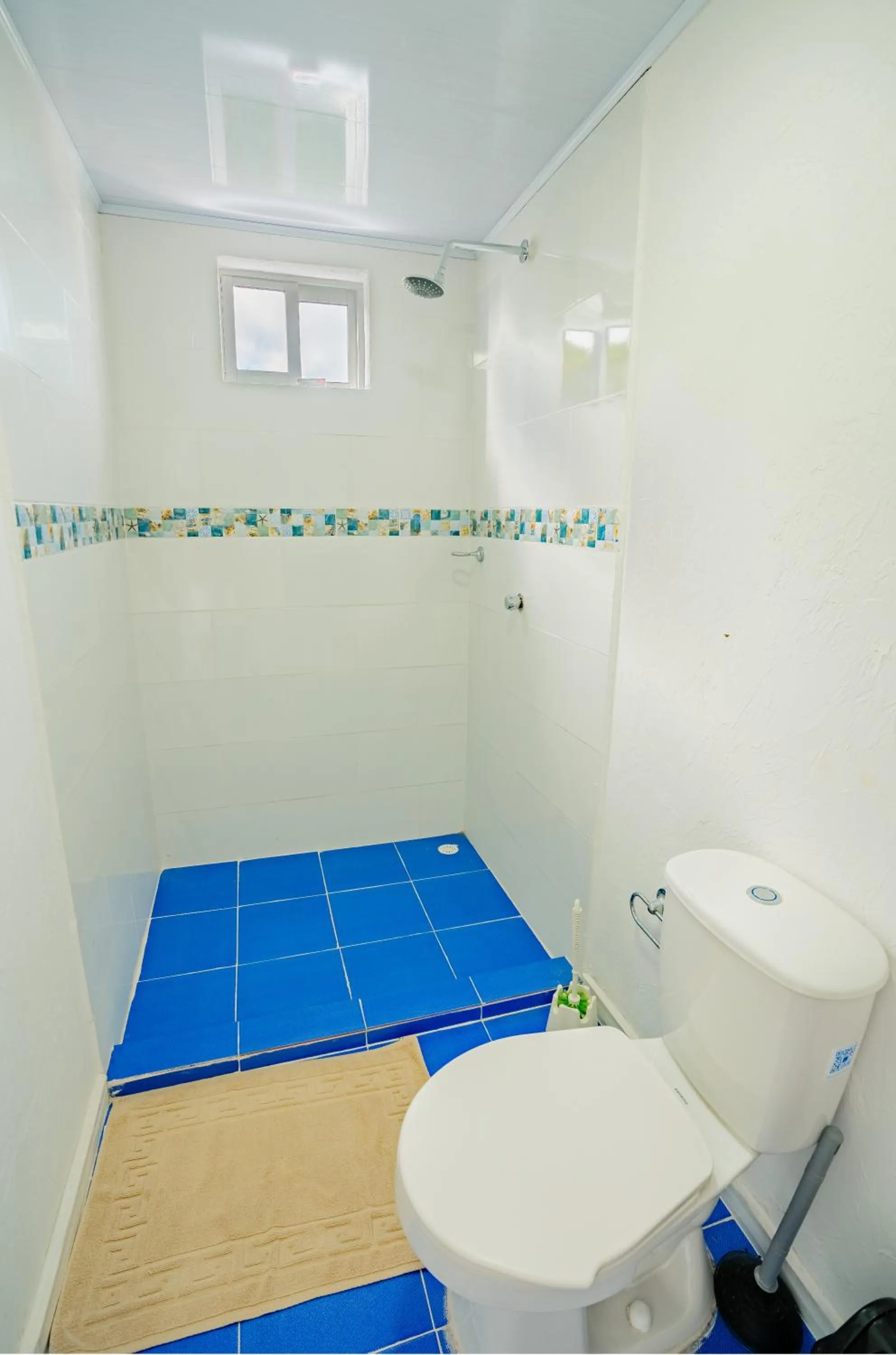 Bathroom in Shamar Lodge