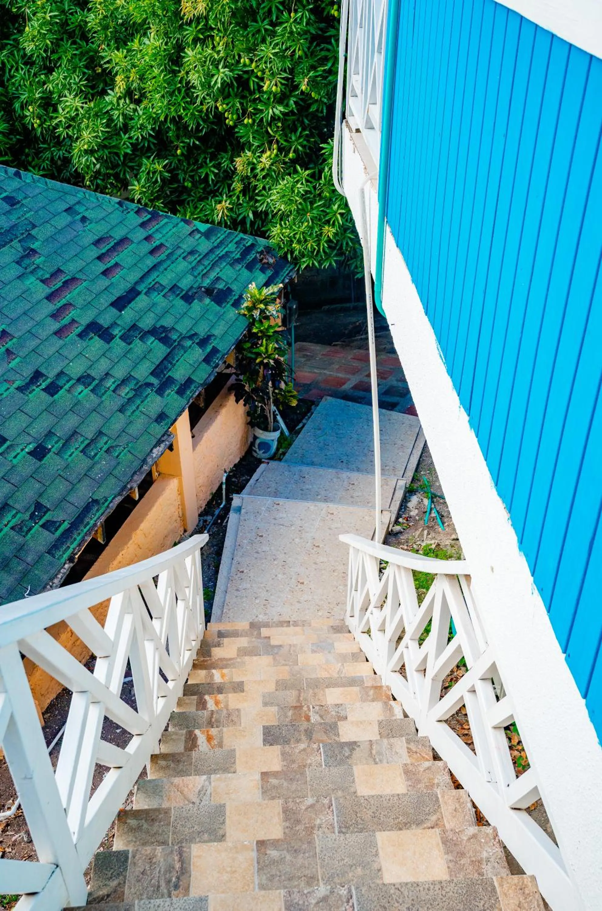 Facade/entrance in Shamar Lodge