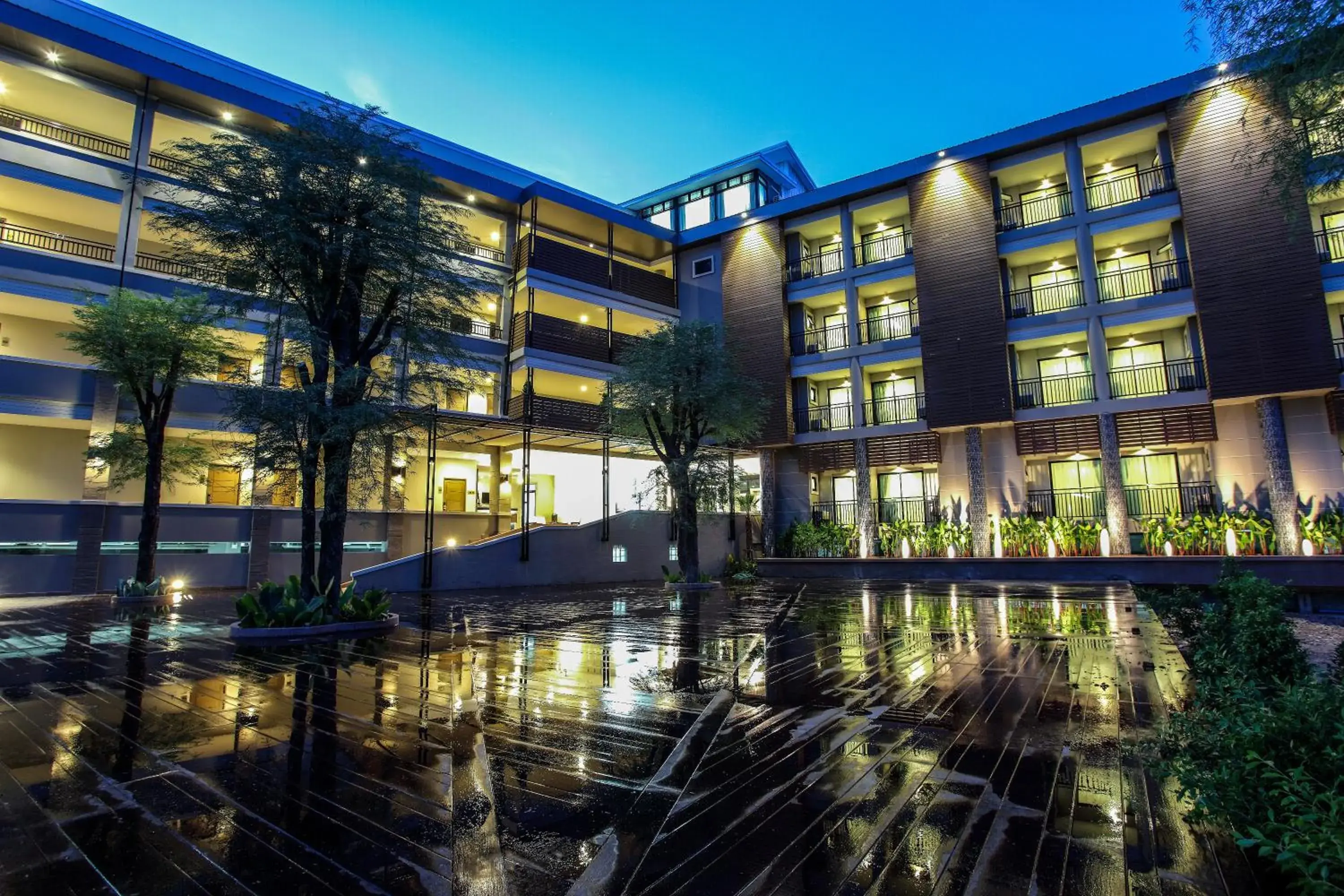 Property building in Romyen Garden Place Property building in Romyen Garden Place