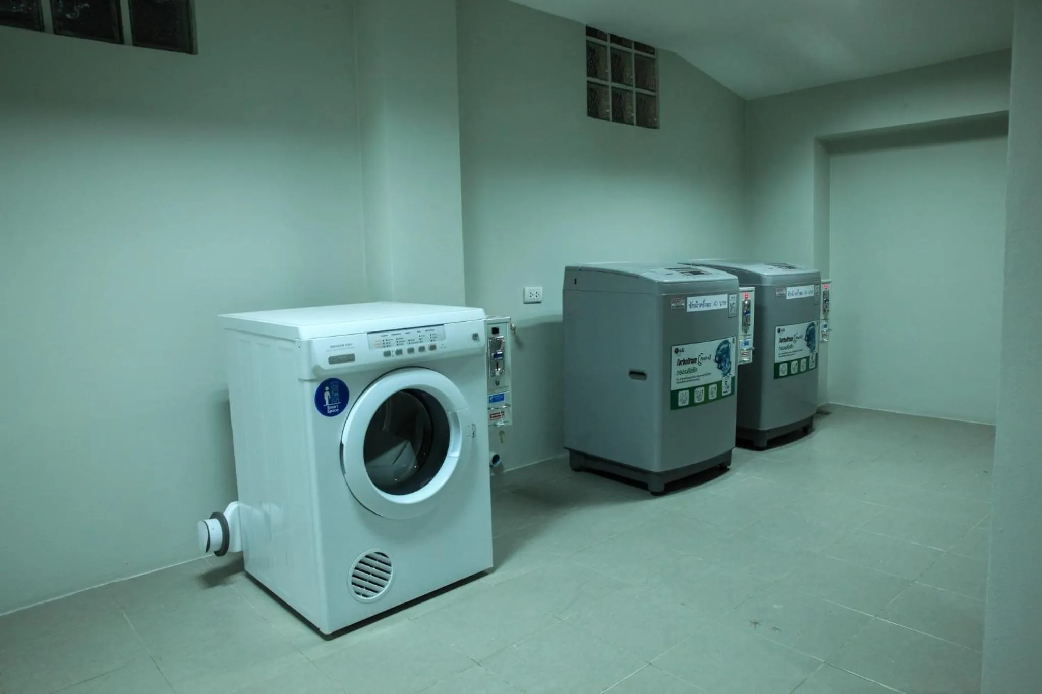 Area and facilities in Romyen Garden Place