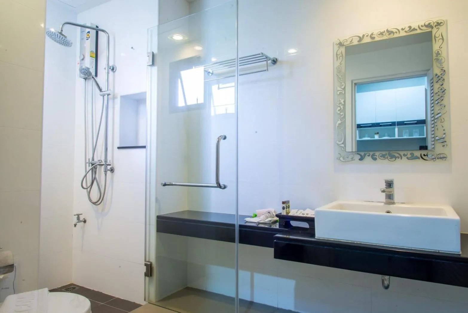 Bedroom in Romyen Garden Place