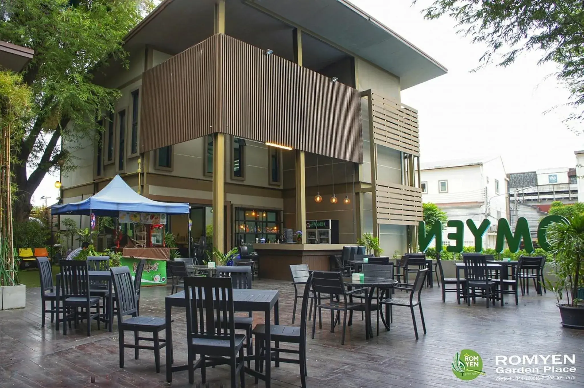 Restaurant/places to eat in Romyen Garden Place Restaurant/places to eat in Romyen Garden Place