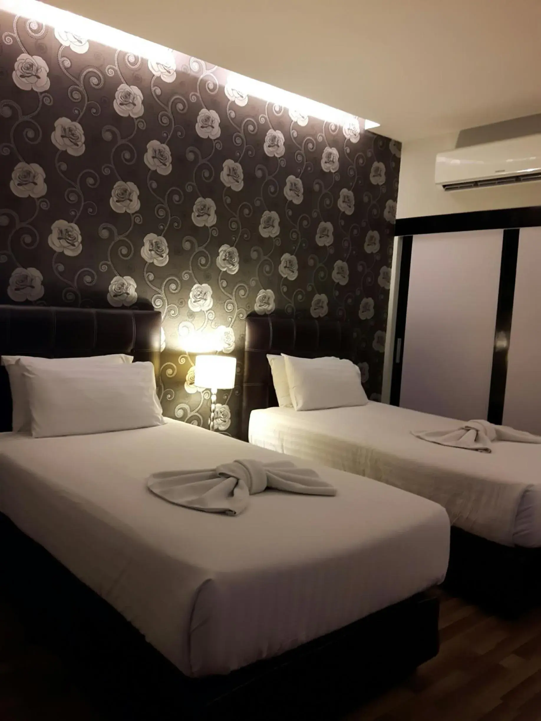 Bed in Romyen Garden Place Bed in Romyen Garden Place