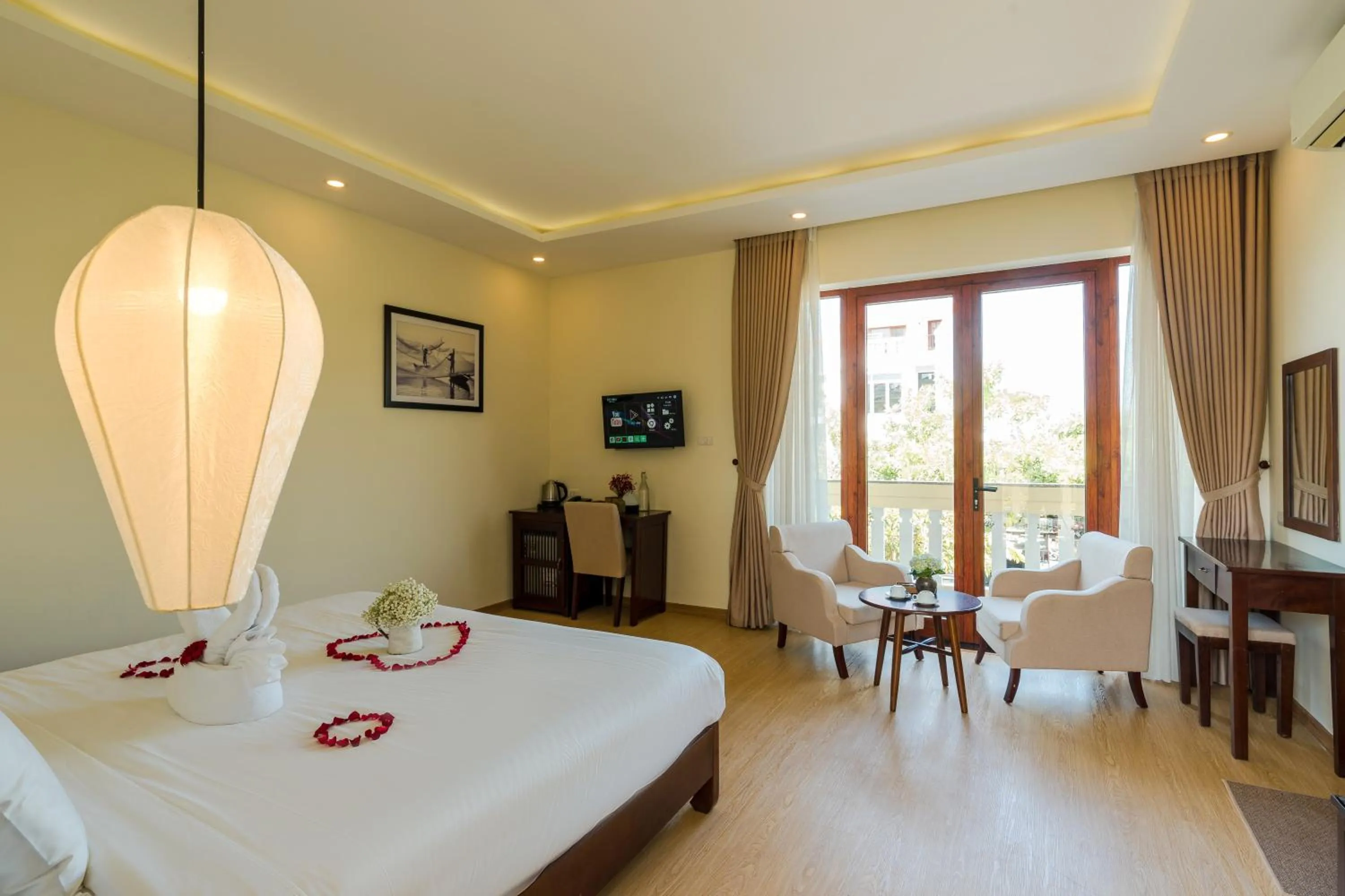 Bed in Ancient Haven - Central Boutique Hotel