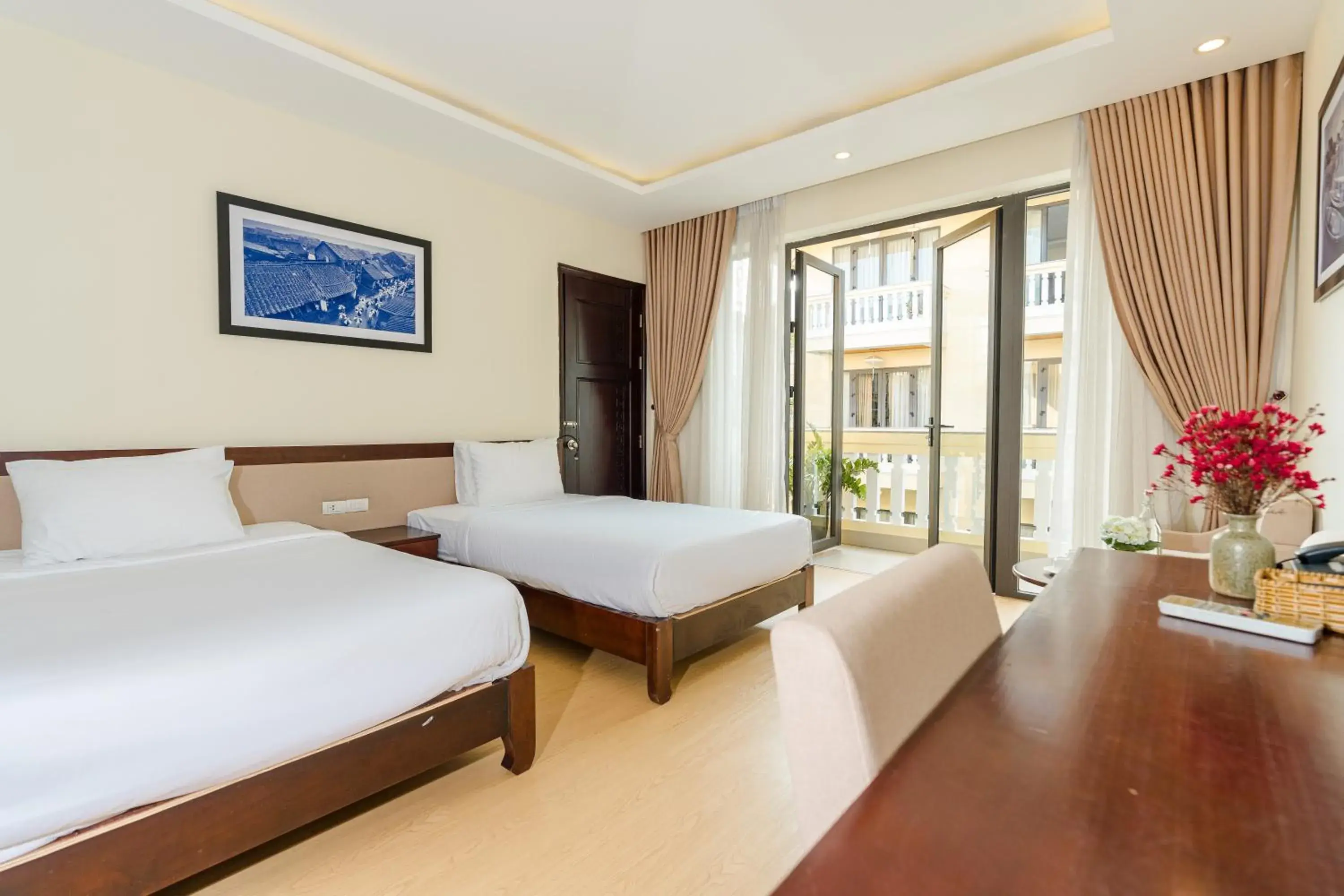 Twin Room with Balcony in Ancient Haven - Central Boutique Hotel Twin Room with Balcony in Ancient Haven - Central Boutique Hotel