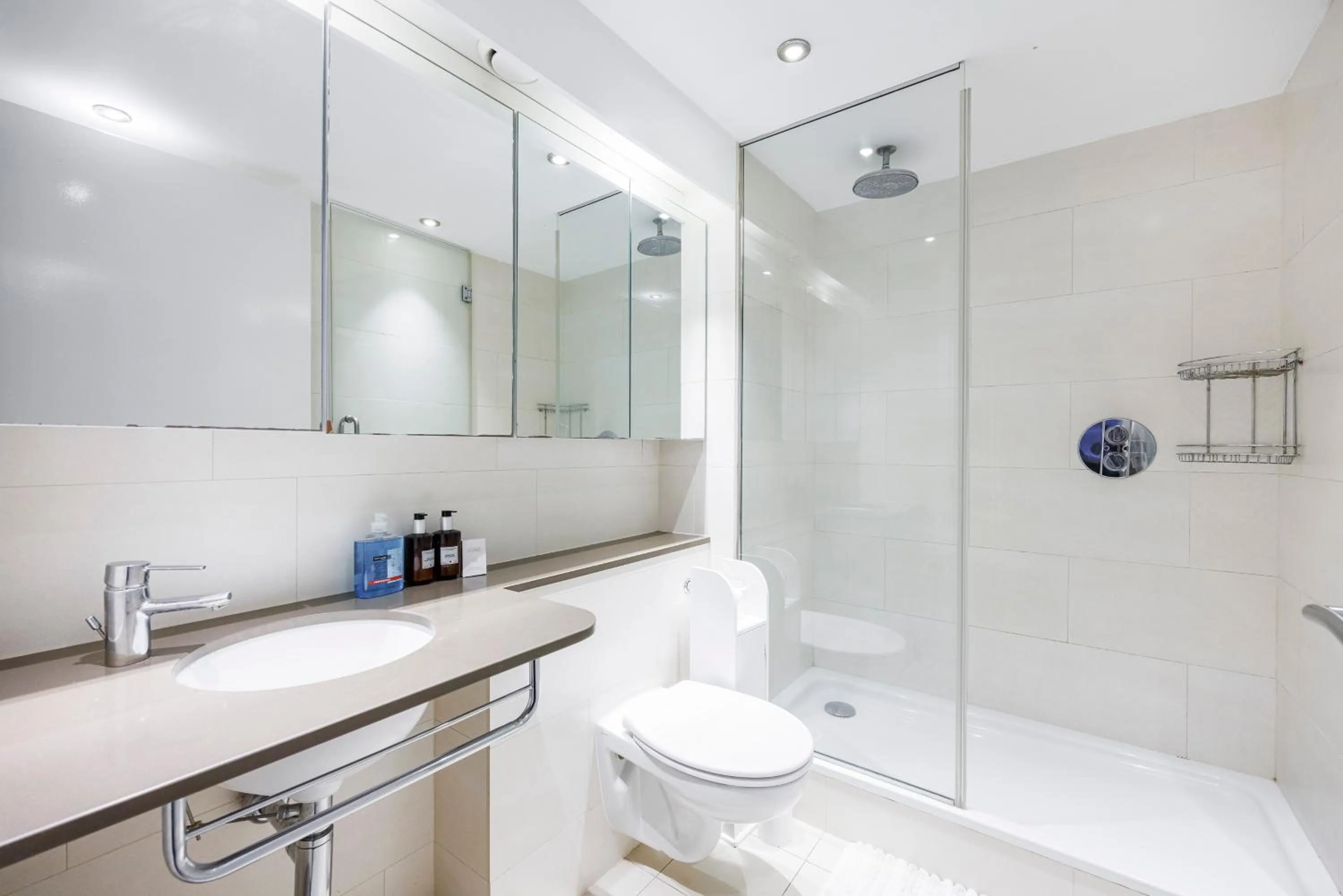 Toilet in Austin David Apartments ExCeL