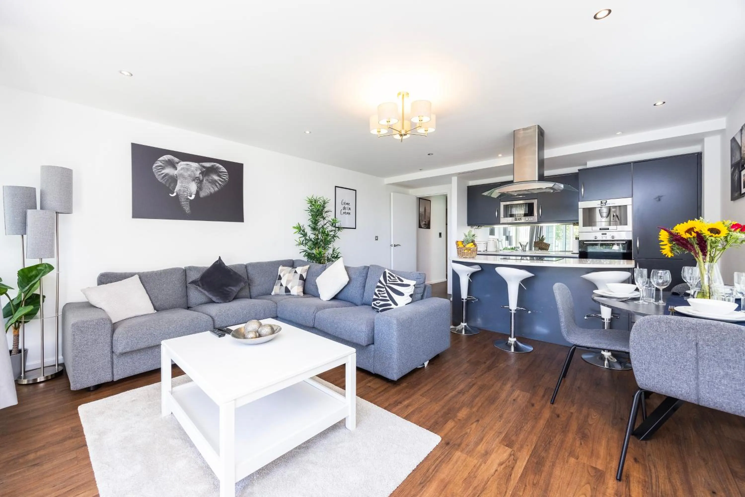 Kitchen or kitchenette in Austin David Apartments ExCeL