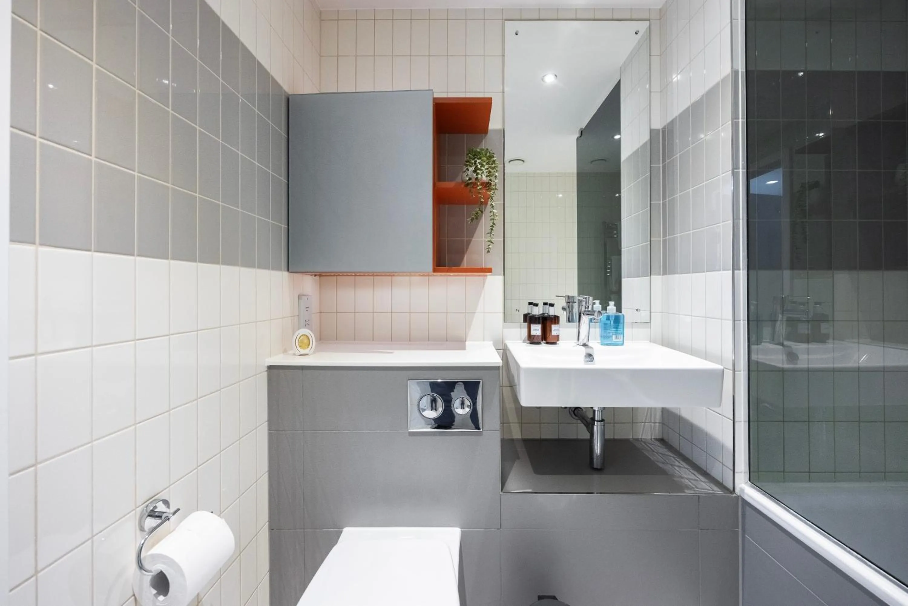 Toilet in Austin David Apartments ExCeL