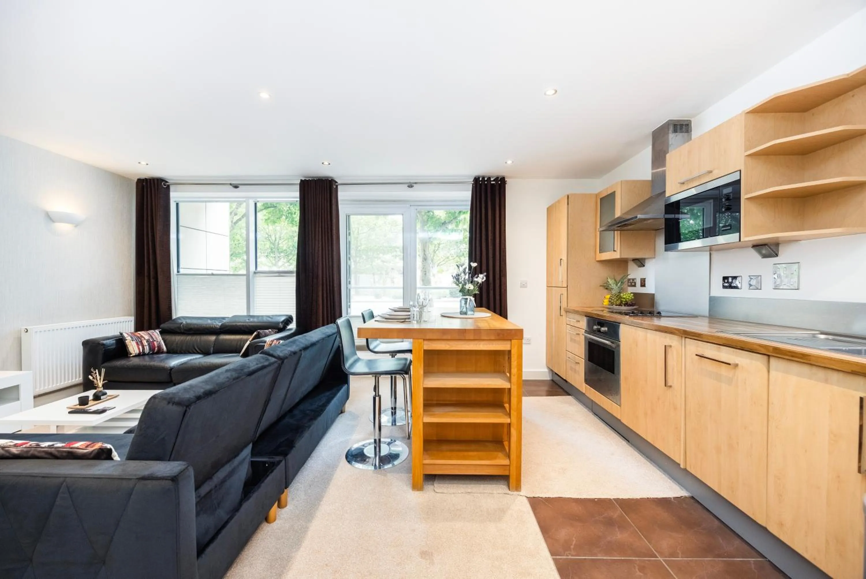 TV and multimedia in Austin David Apartments ExCeL