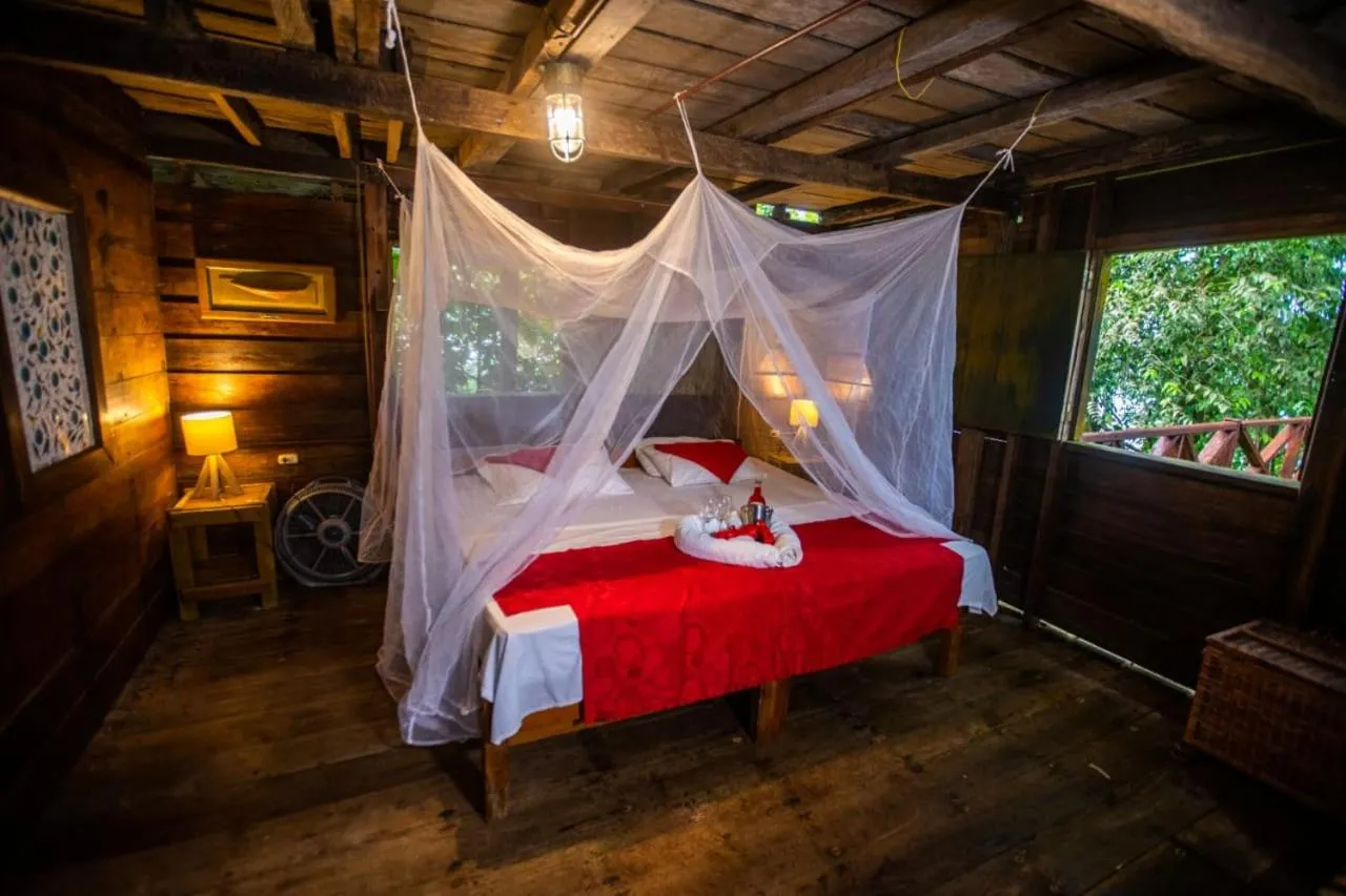 Bed in Morro Terco Hotel Nuquí