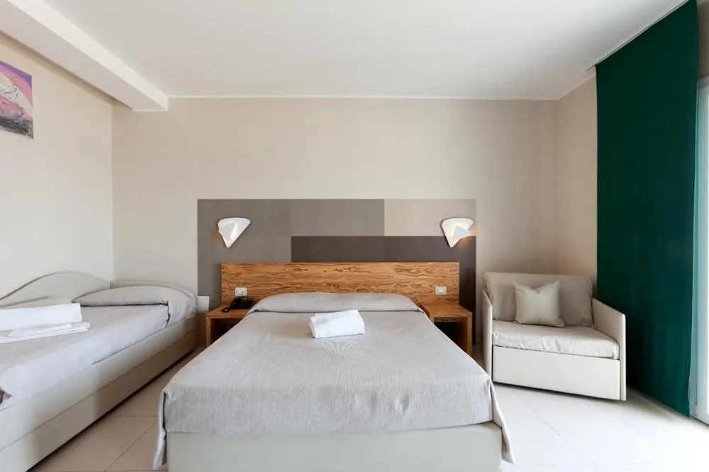 Bed in Hotel la Spiaggia