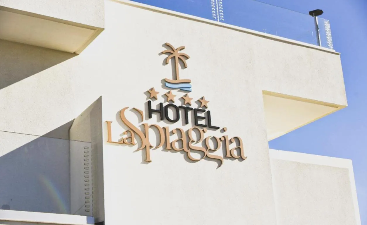 Property building in Hotel la Spiaggia