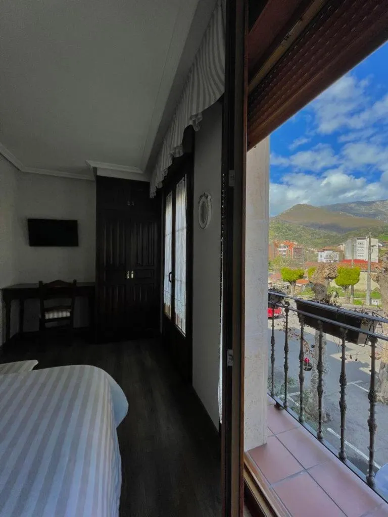 Natural landscape, Bed in Hotel Rural El Torrejon