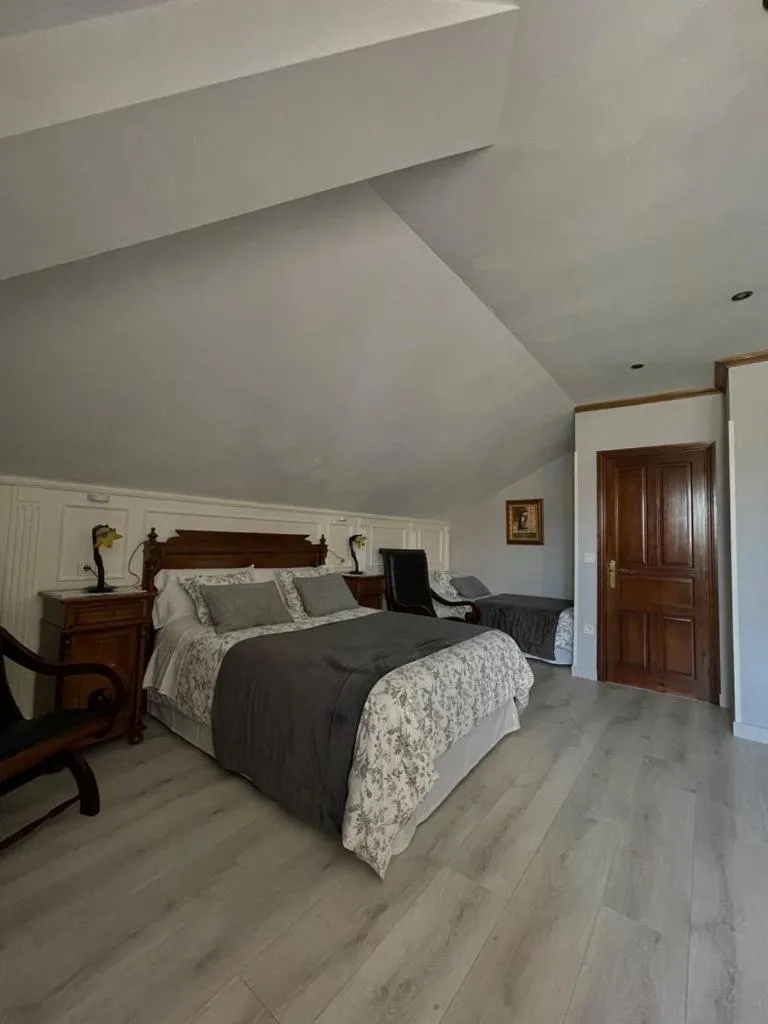 Photo of the whole room, Bed in Hotel Rural El Torrejon