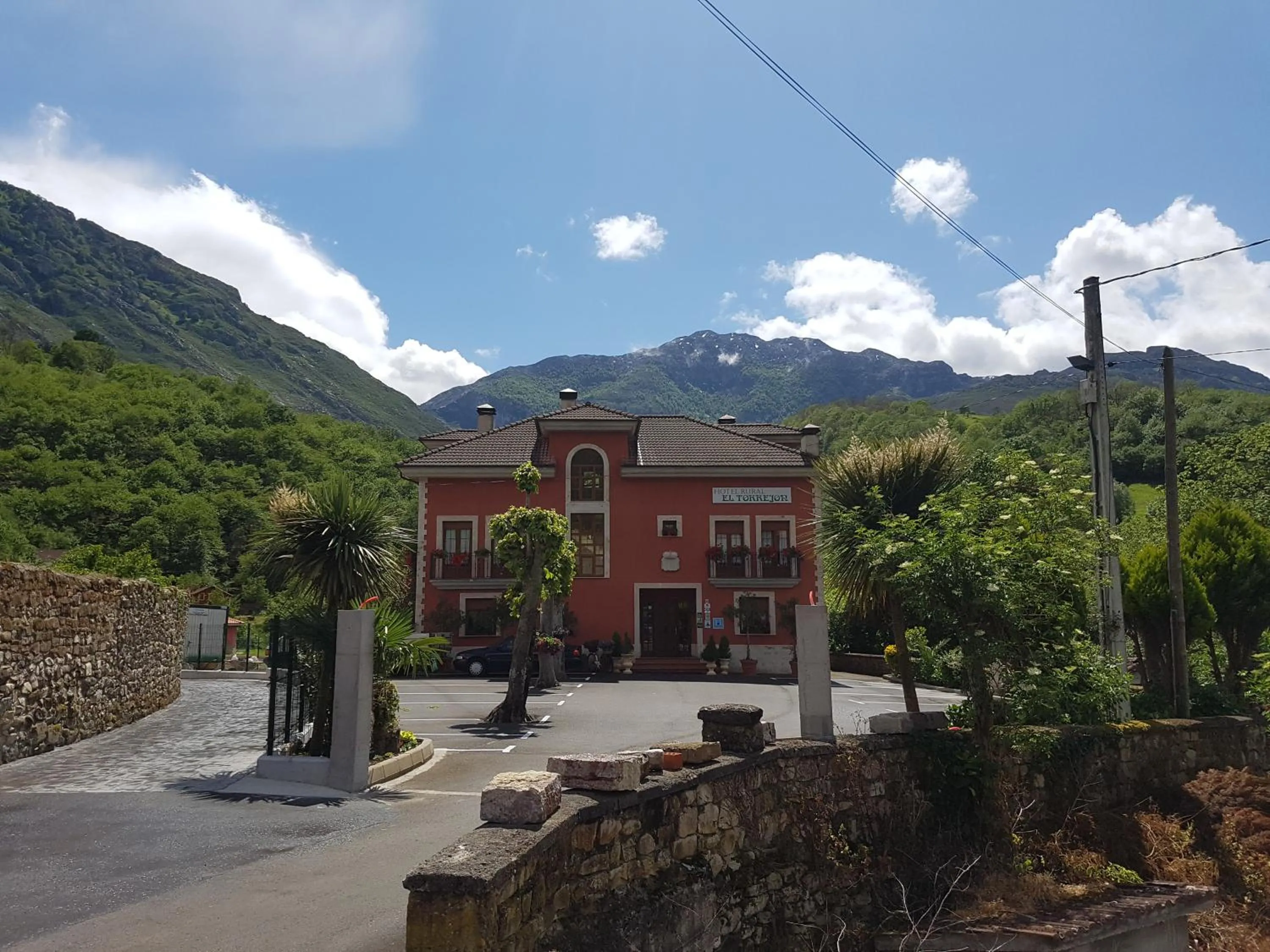 Property building in Hotel Rural El Torrejon