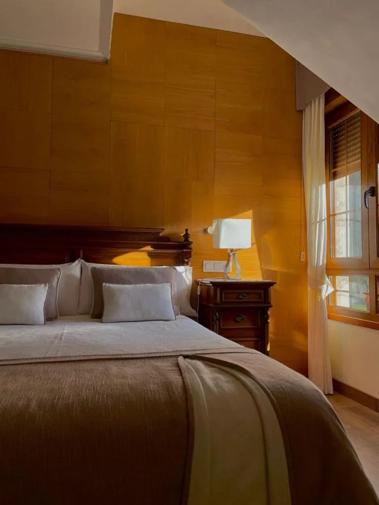Photo of the whole room, Bed in Hotel Rural El Torrejon