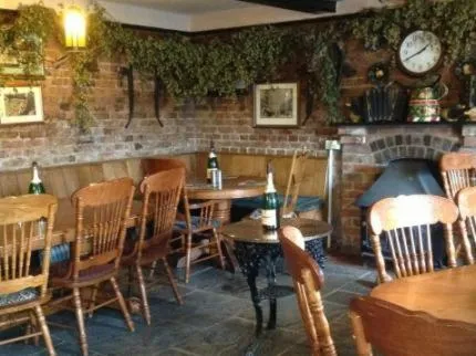 Lower Lode Inn