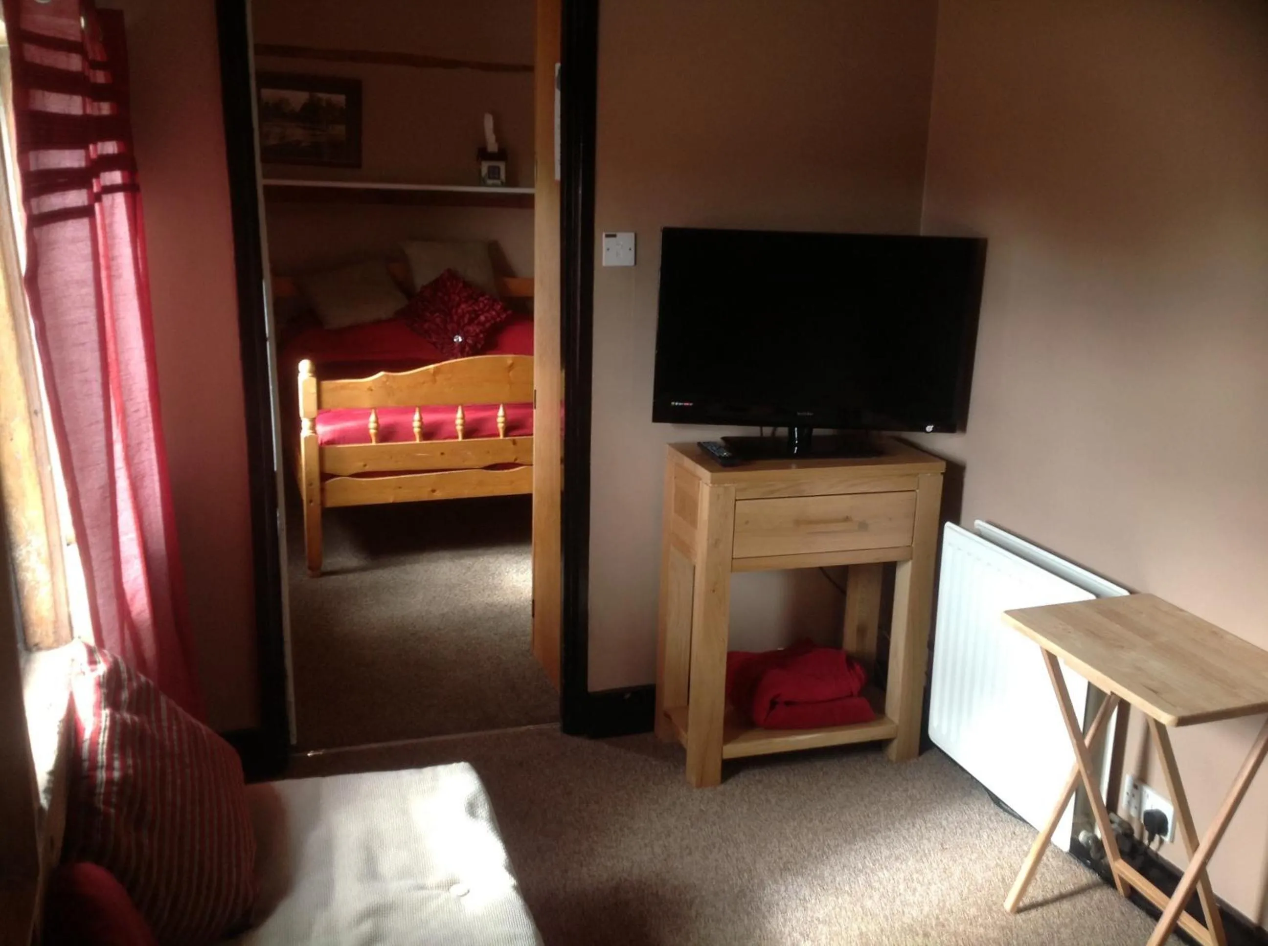 Living room in Lower Lode Inn