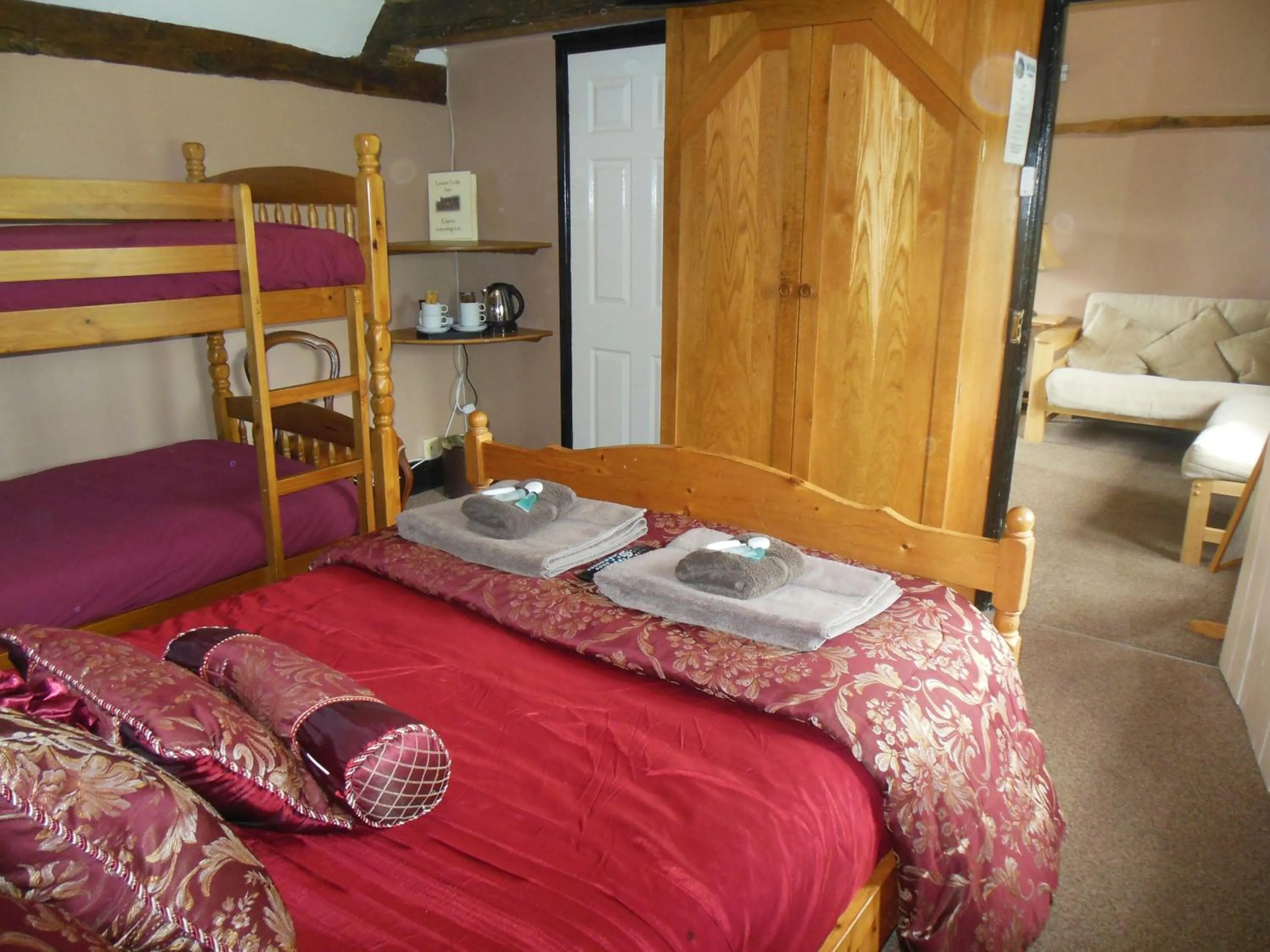 Bedroom in Lower Lode Inn